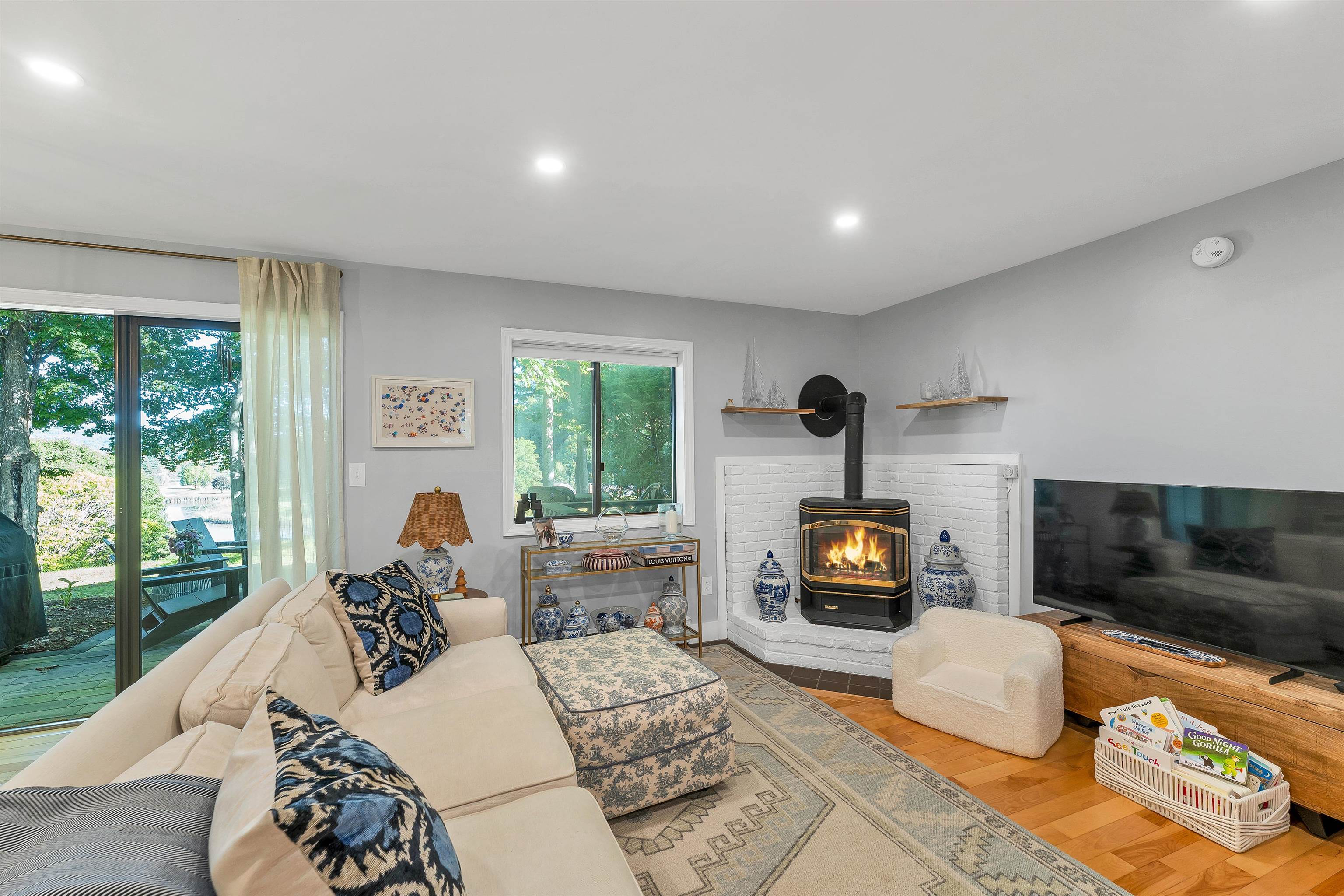 860 Murphys Road photo 10