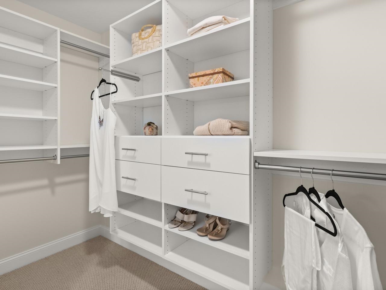 27 Leo Lane photo 15