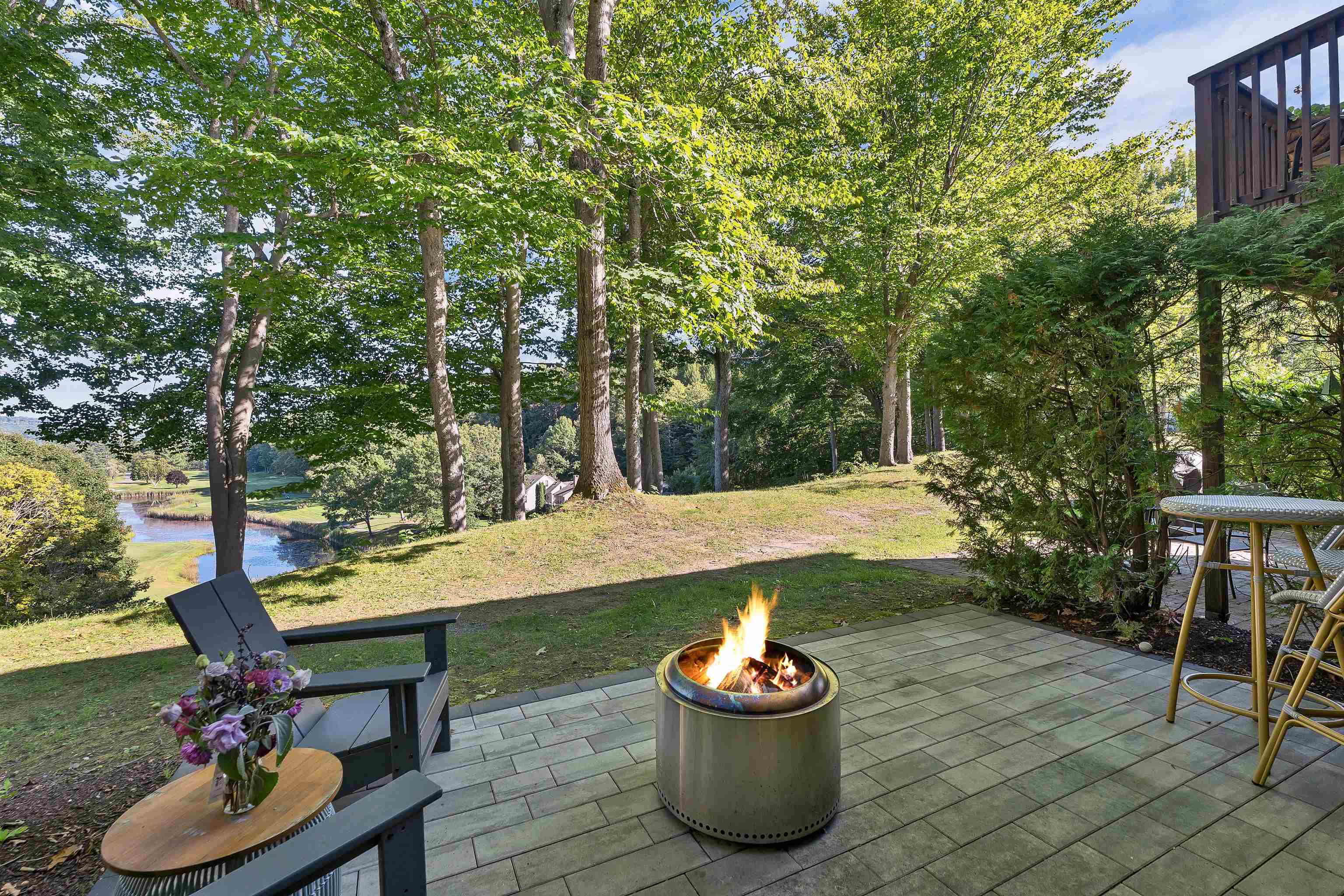 860 Murphys Road photo 18