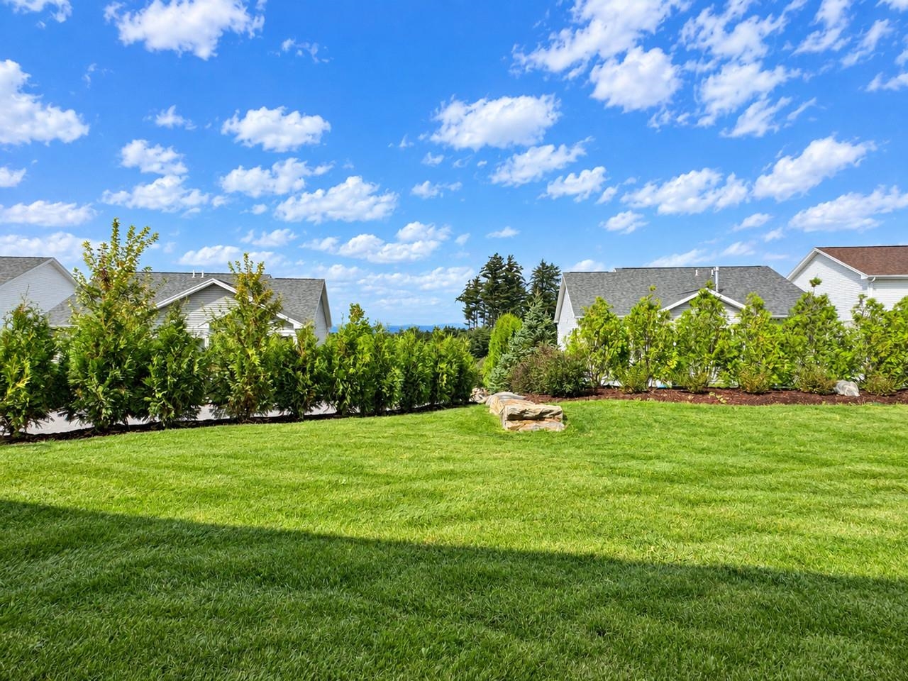 27 Leo Lane photo 30