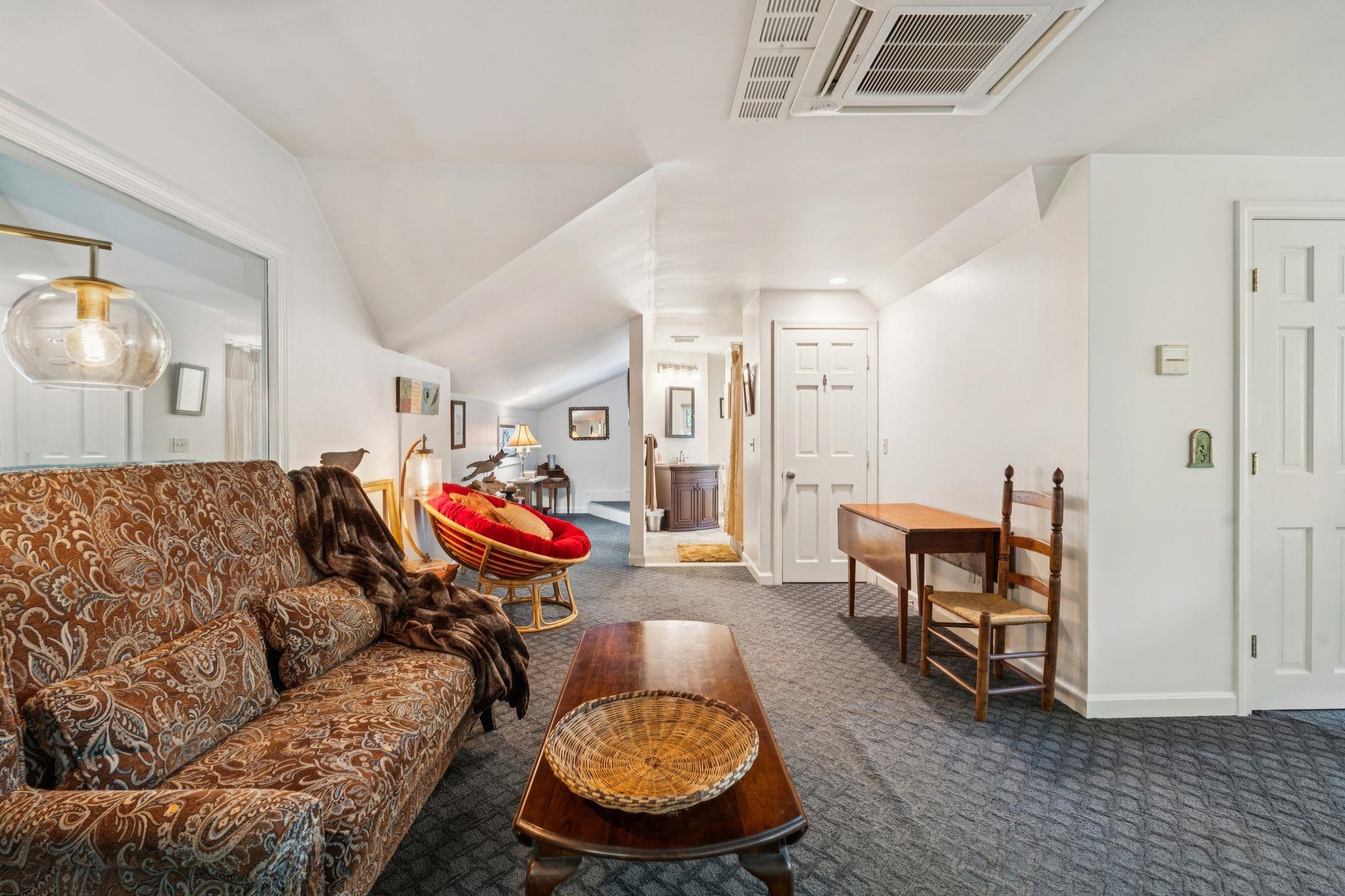 233 Brothers Road photo 33