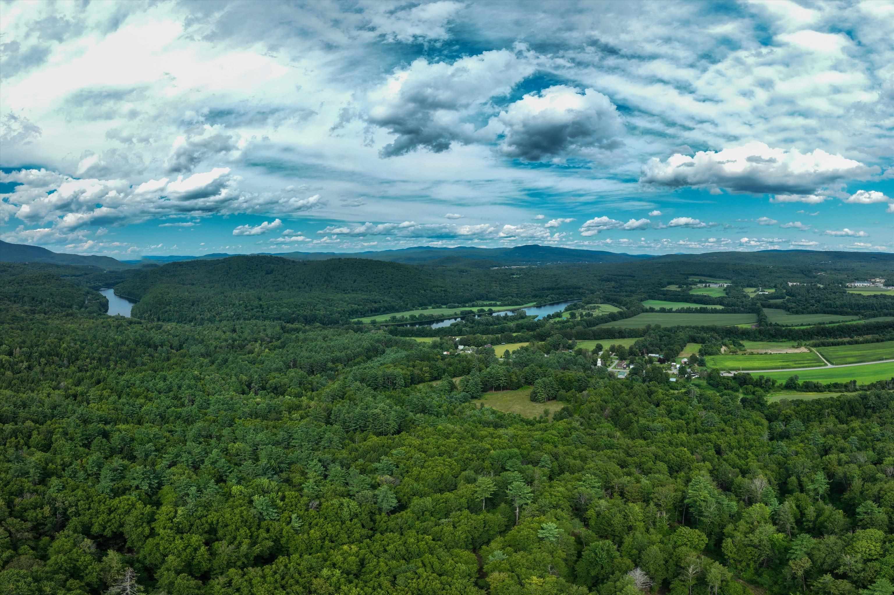1254 VT Route 5 photo 4