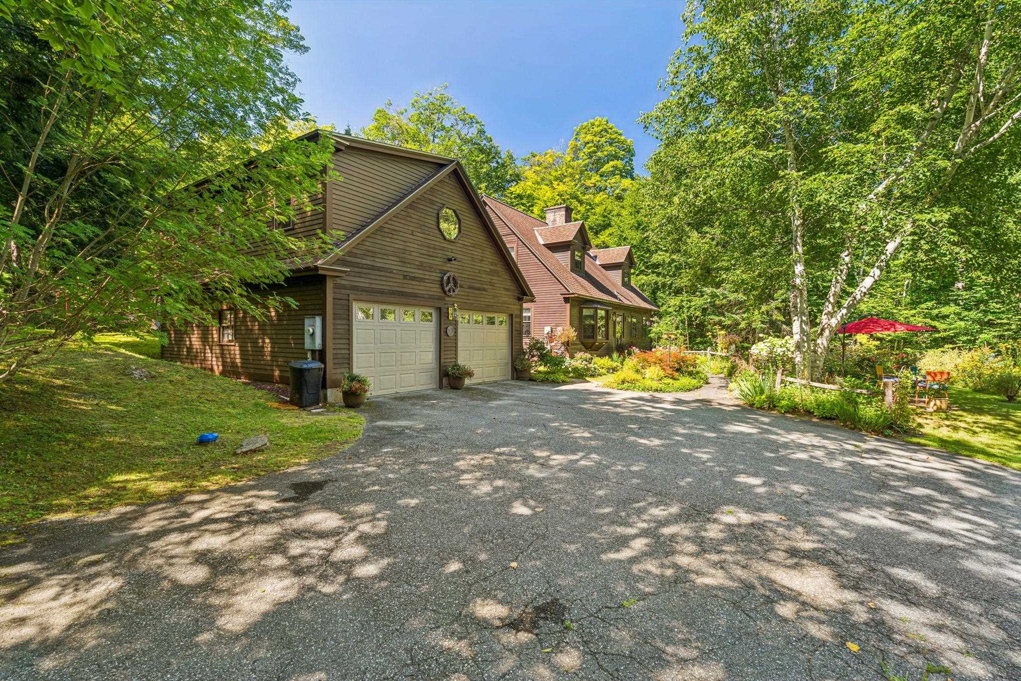 233 Brothers Road photo 6