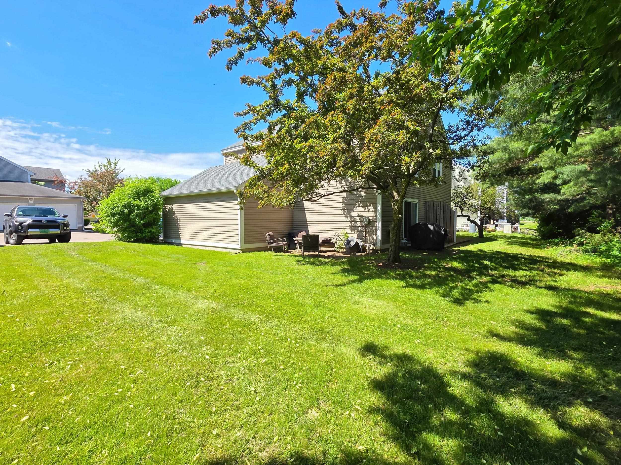 16 South Meadow Drive photo 9