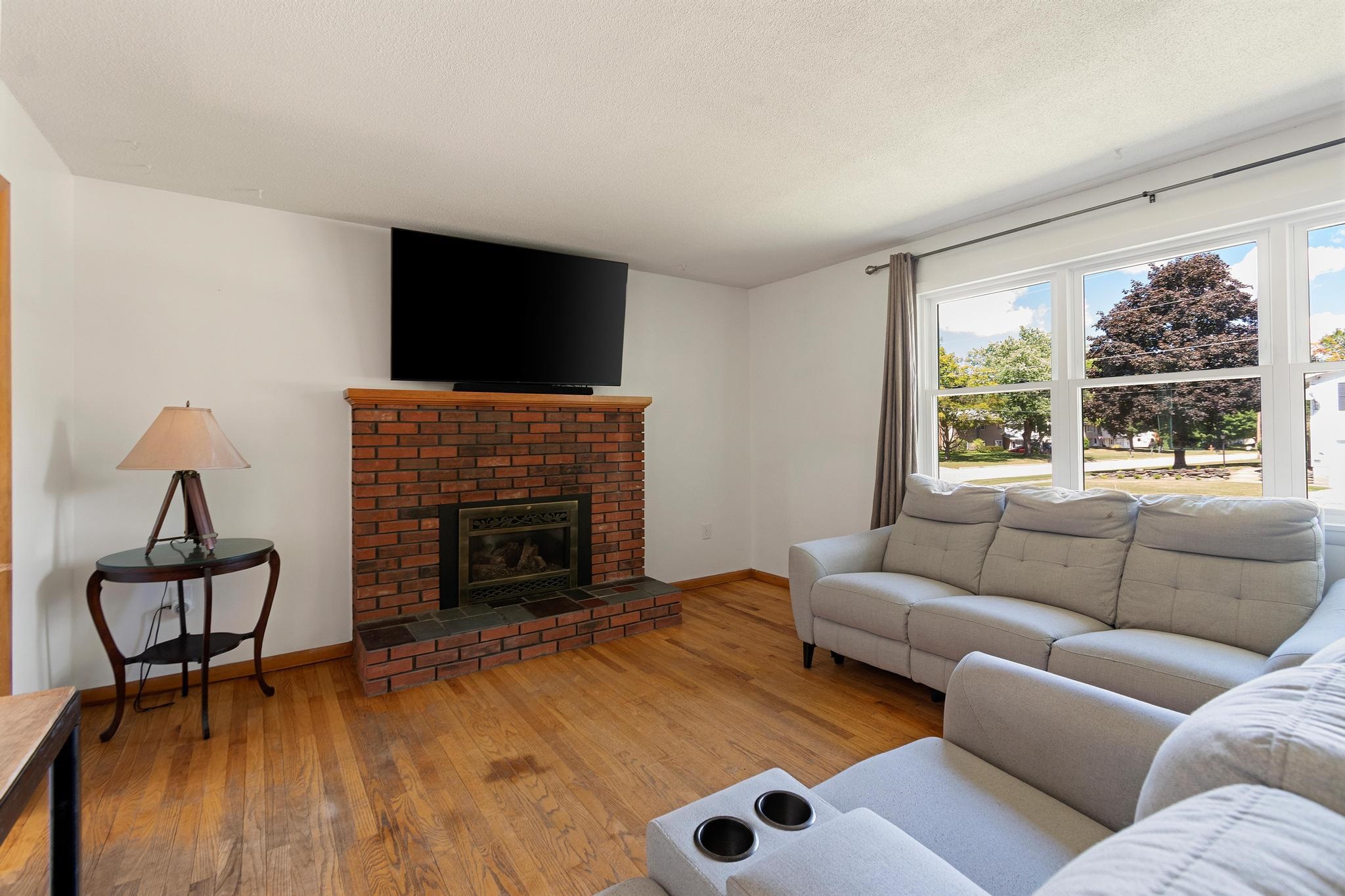 57 Lindale Drive photo 10