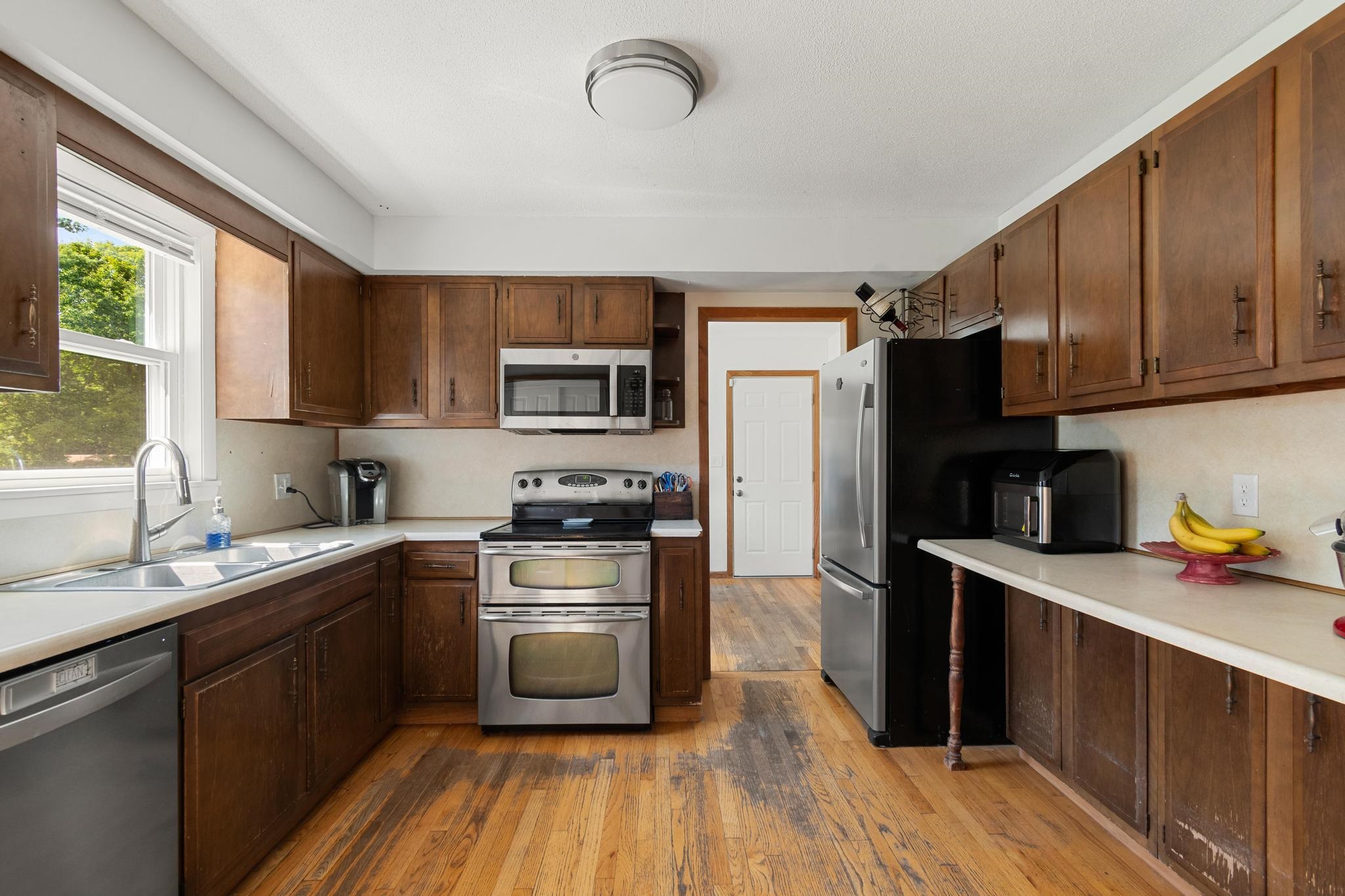 57 Lindale Drive photo 18