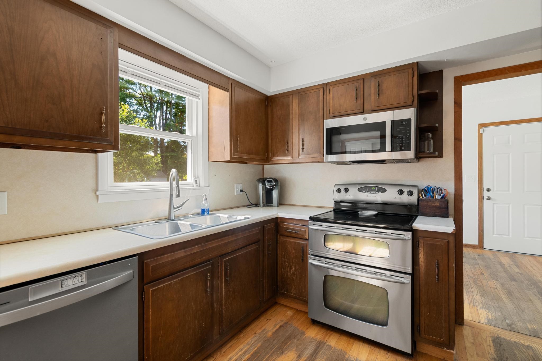 57 Lindale Drive photo 20