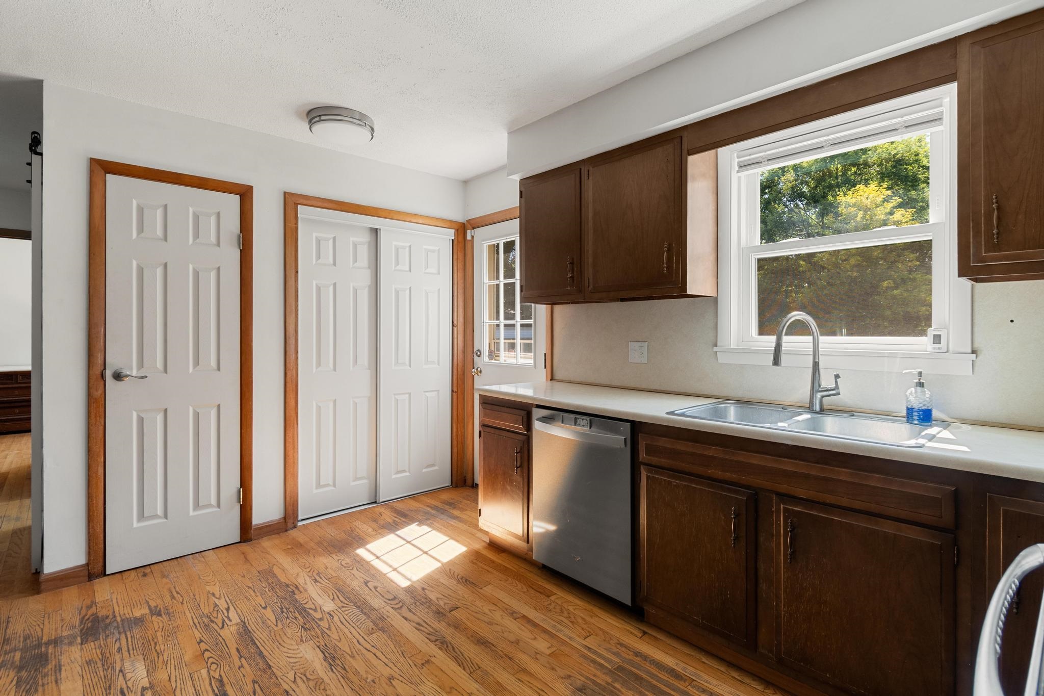 57 Lindale Drive photo 22