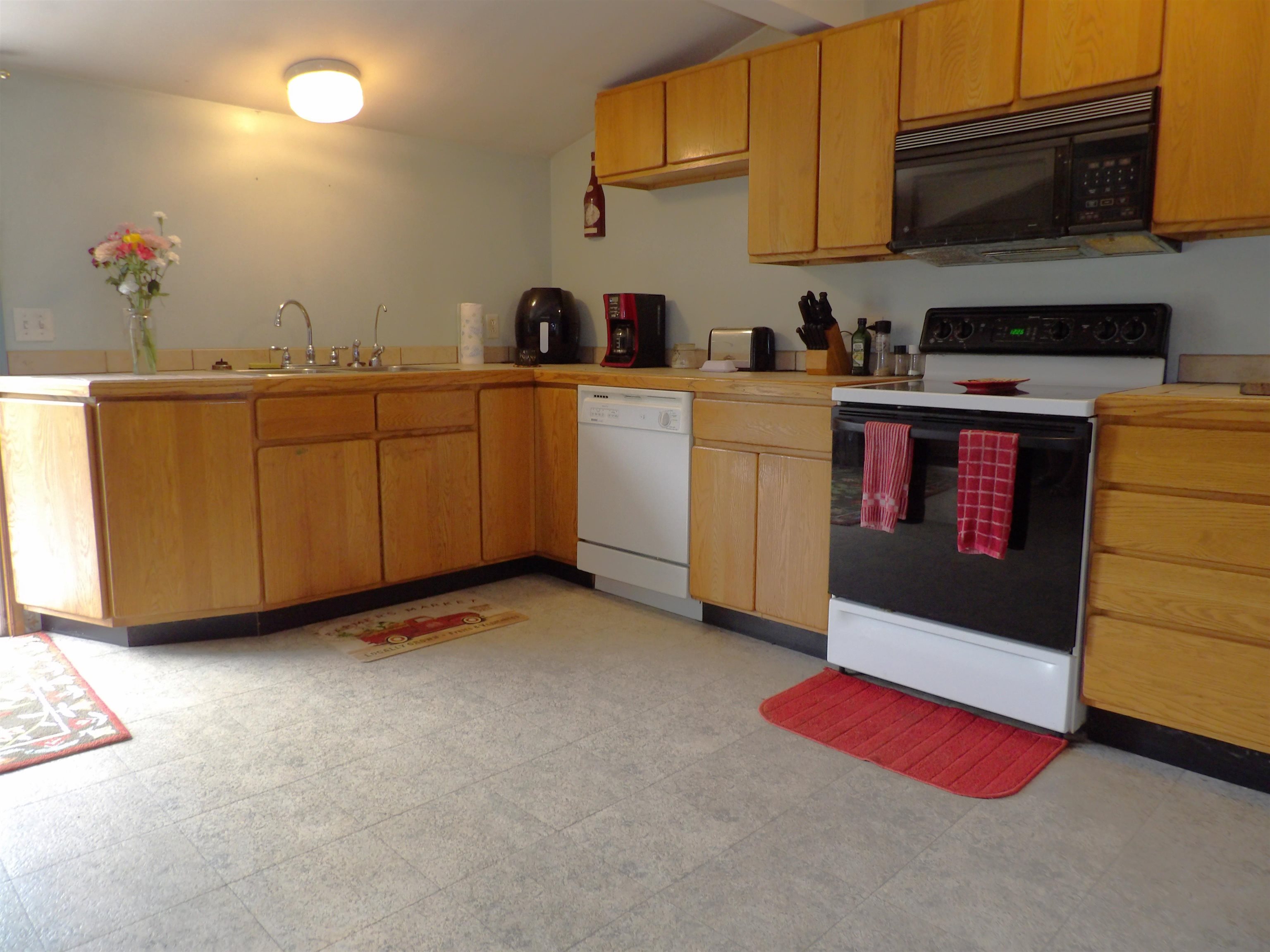 547 N. Main Street photo 23
