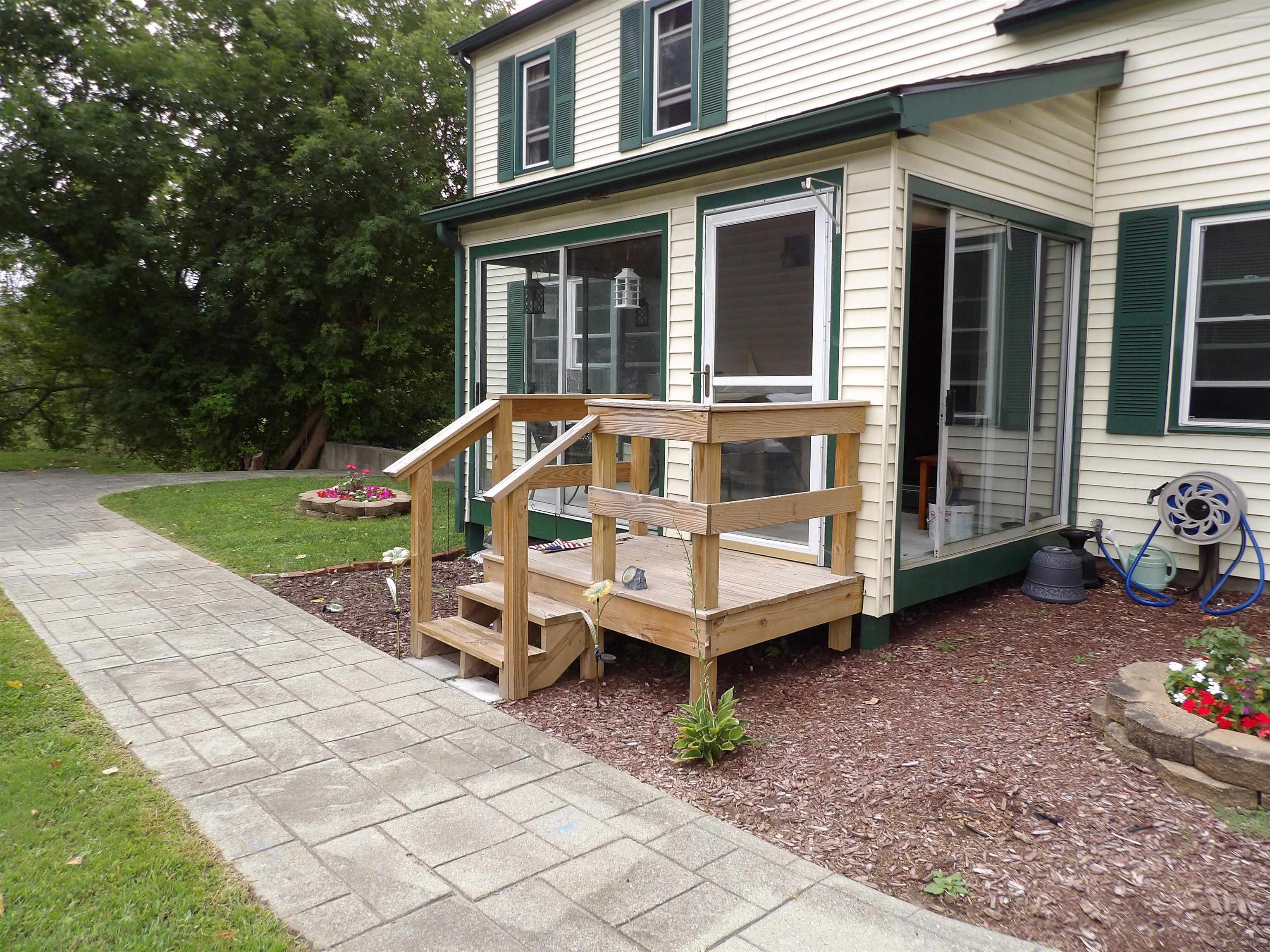 547 N. Main Street photo 8