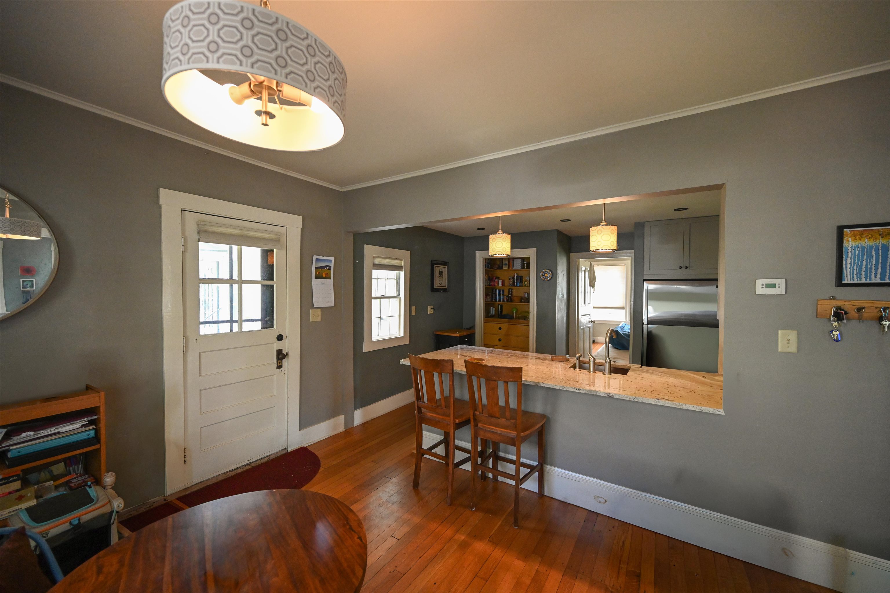 184 Elm Street photo 10