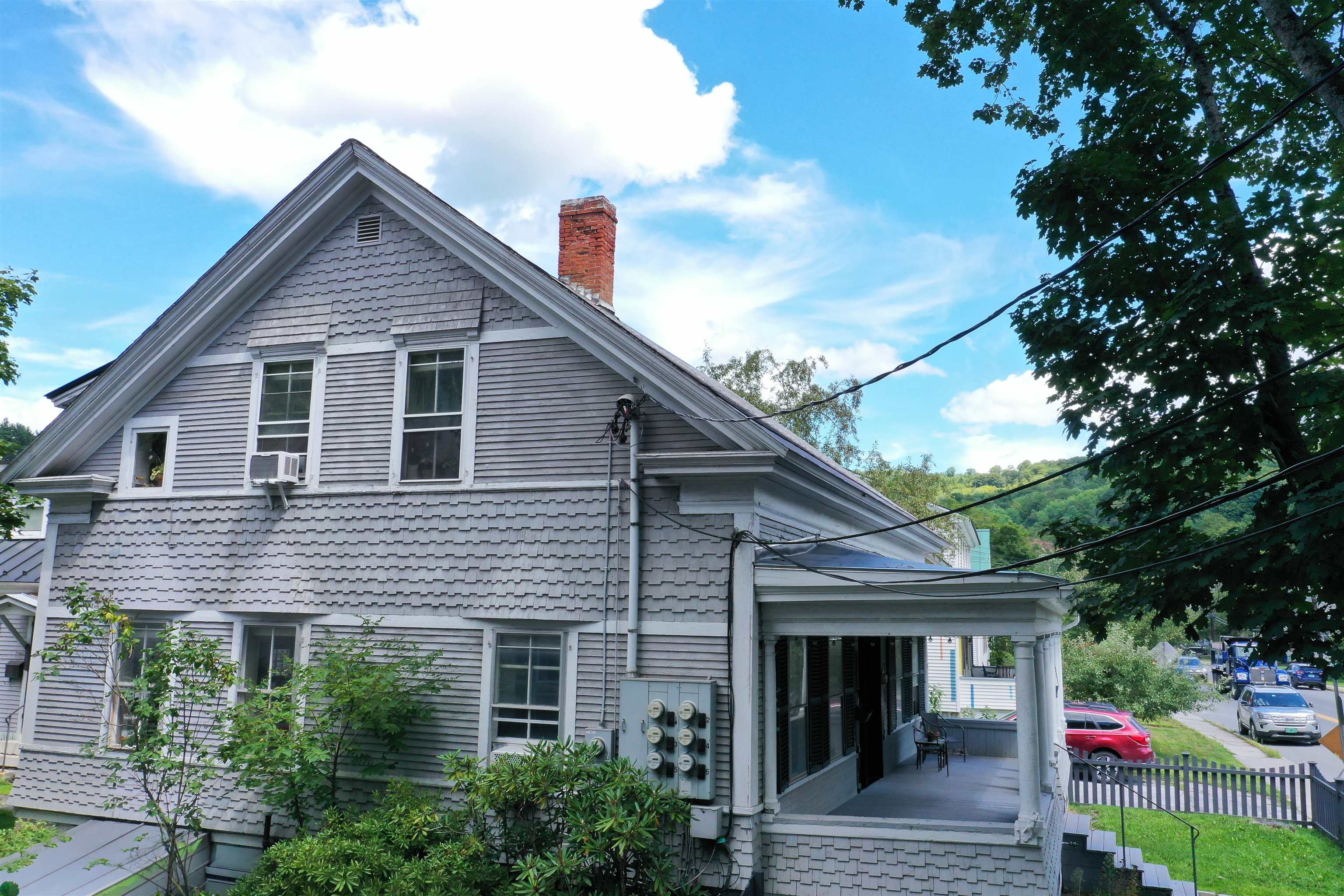 184 Elm Street photo 2