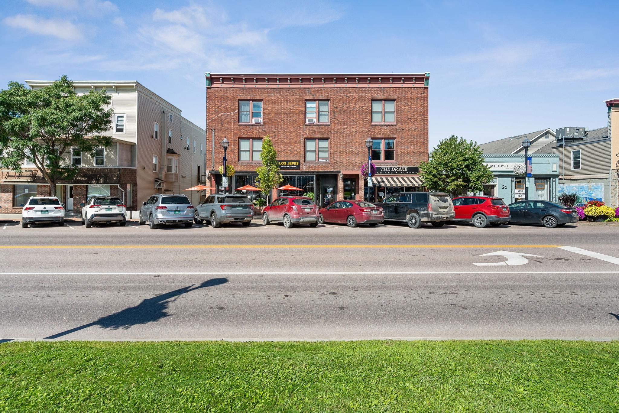 32 South Main Street photo 21