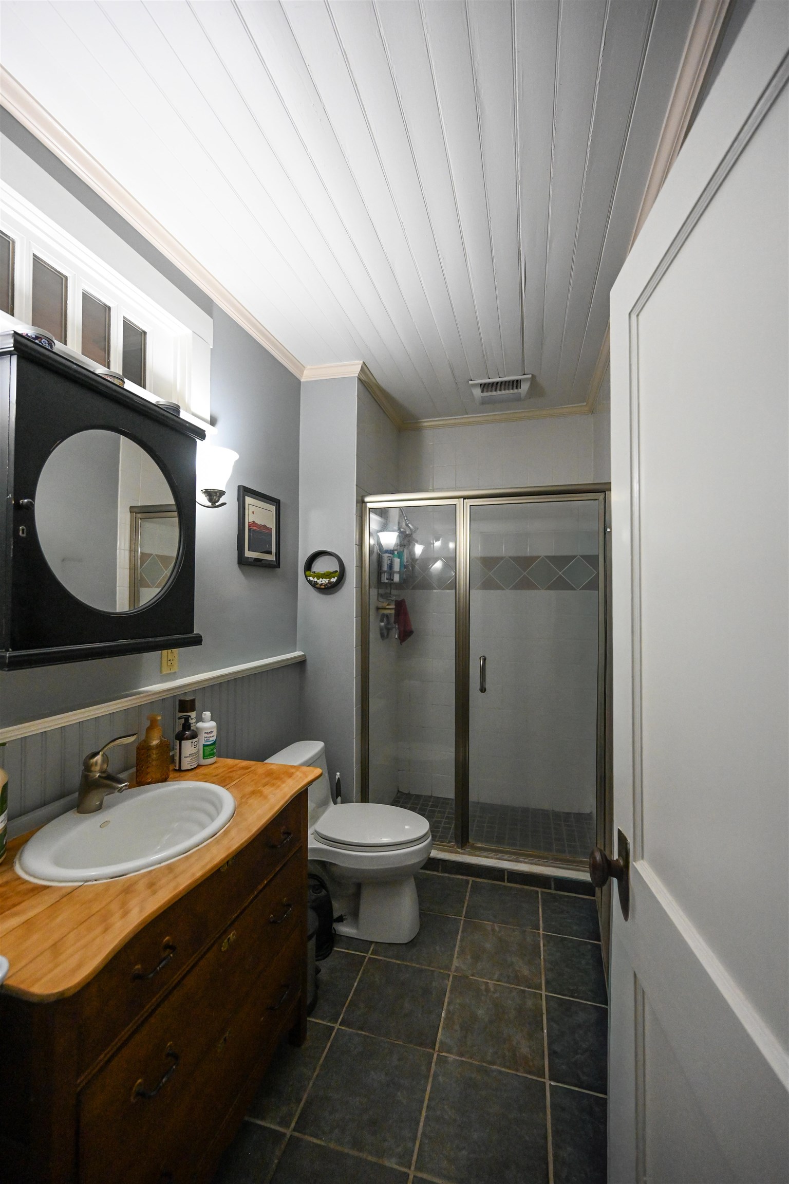 184 Elm Street photo 26