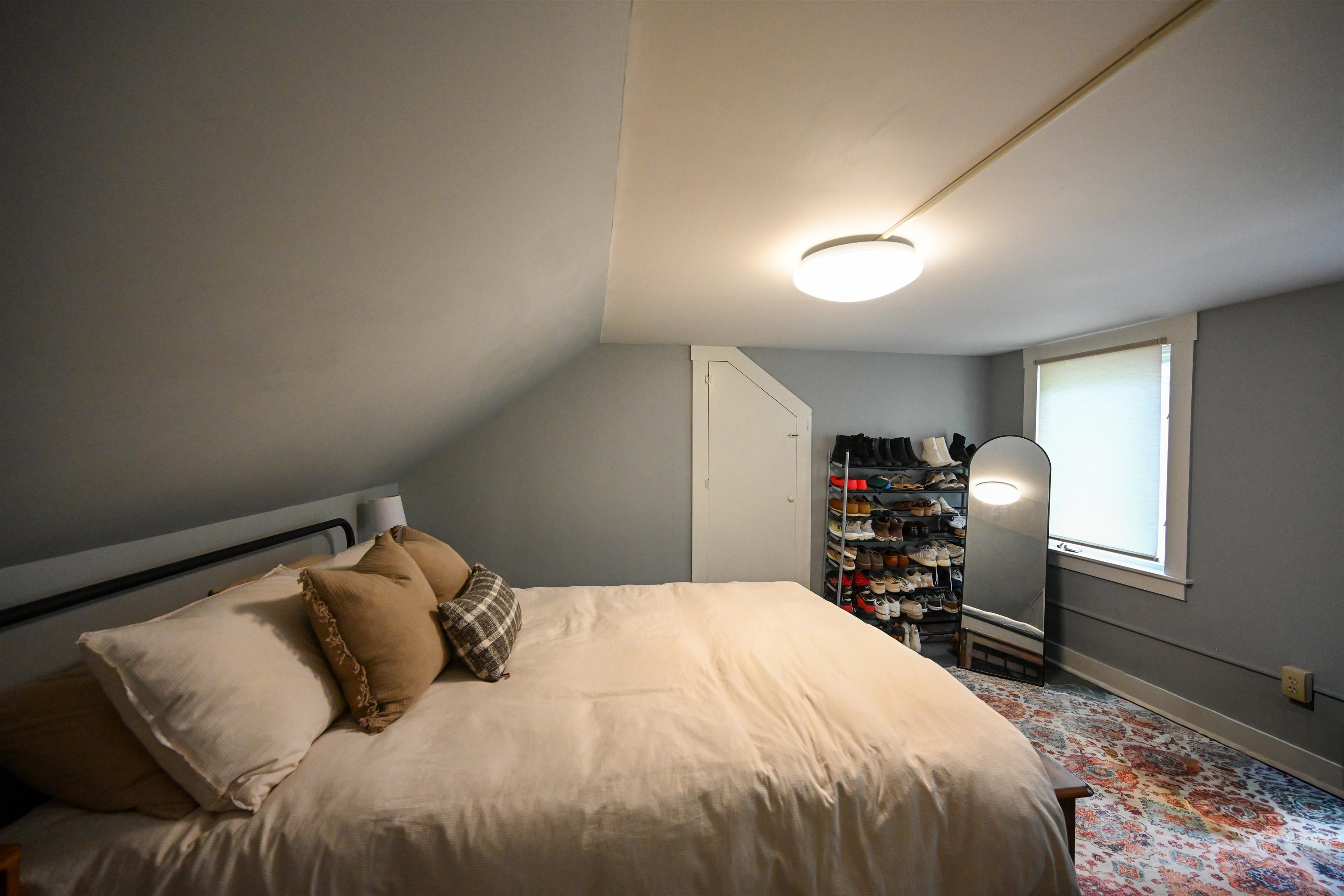 184 Elm Street photo 28
