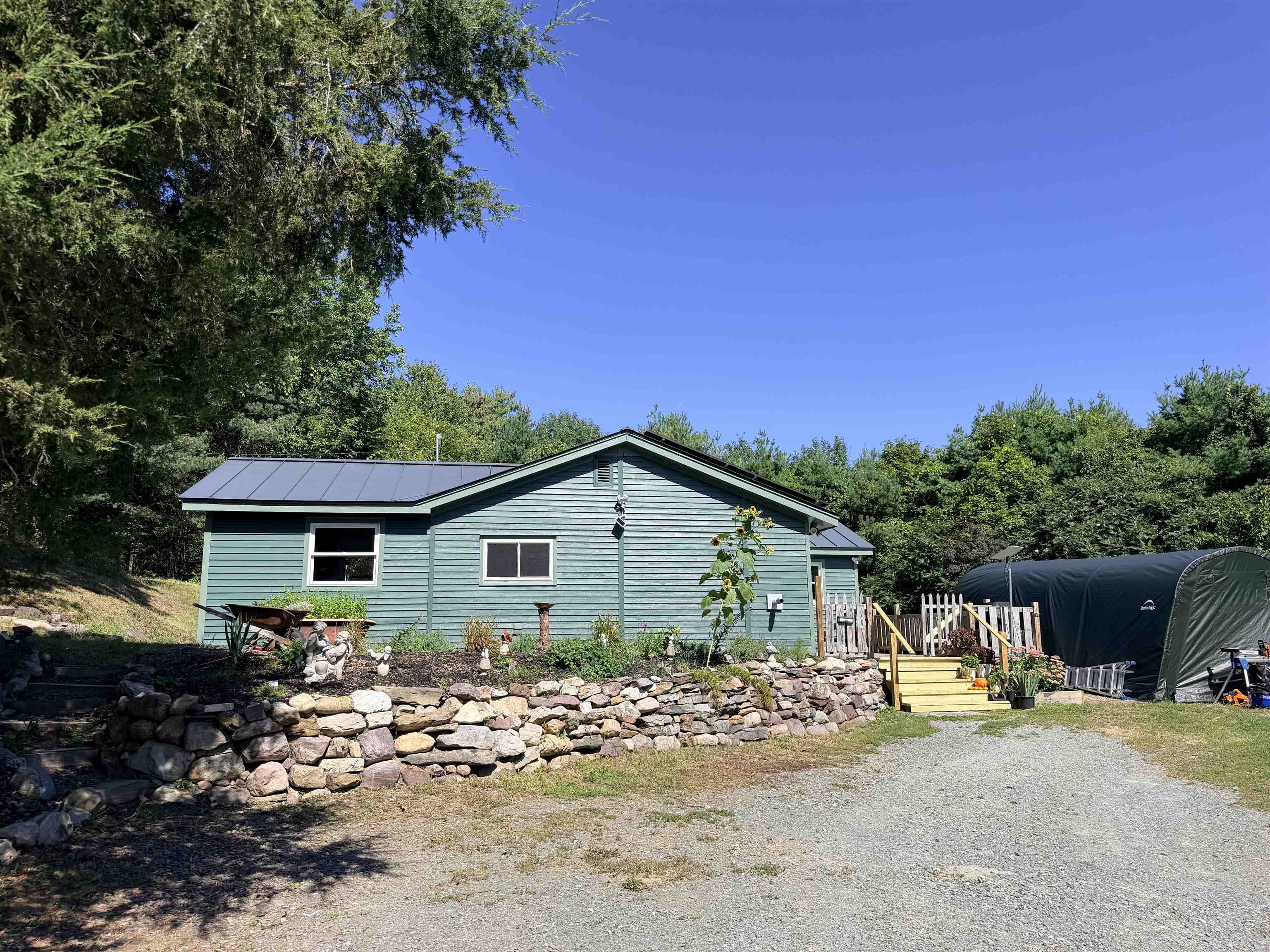 44 Knox Hill Road photo 9