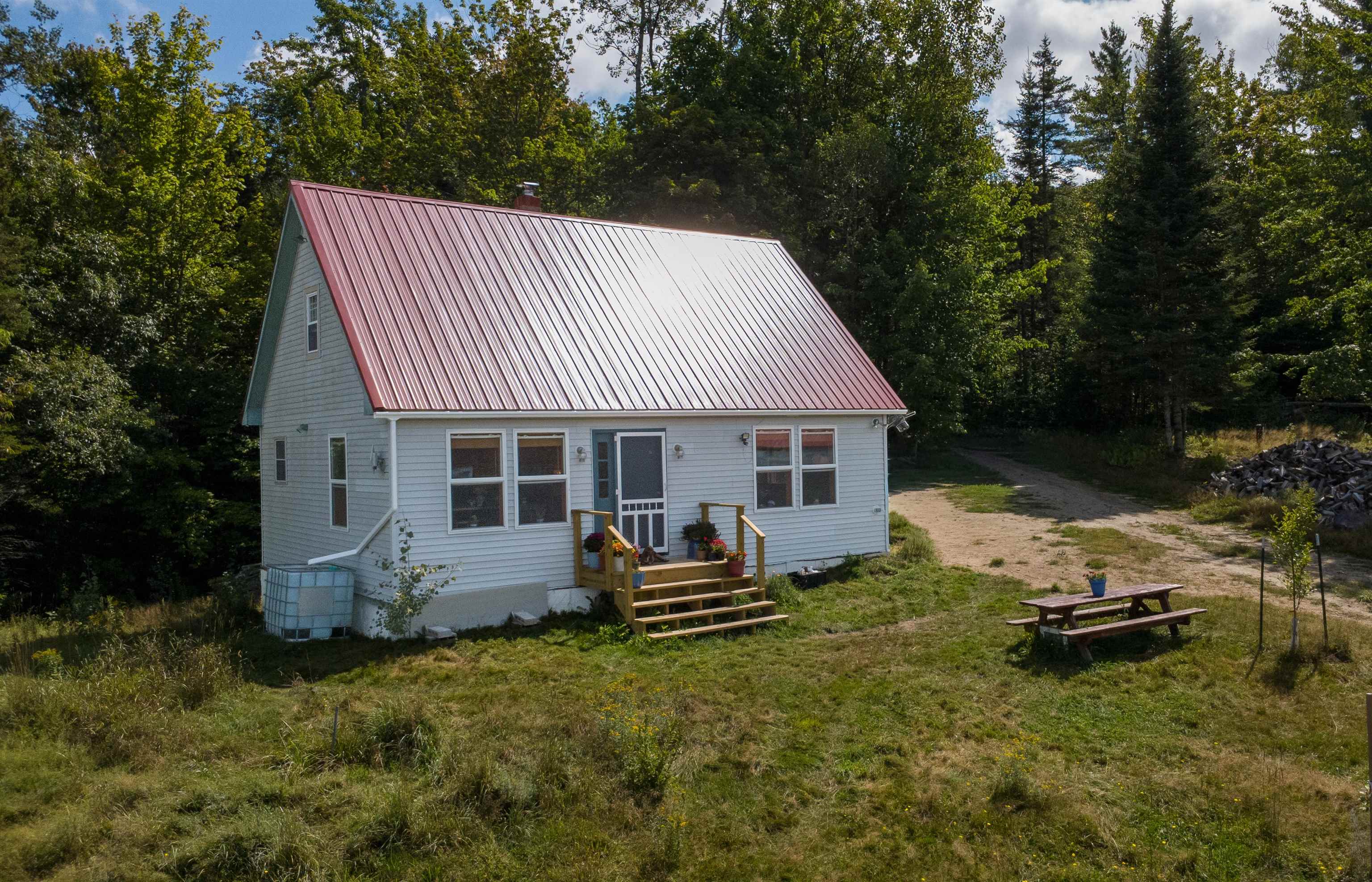 738 Cedarwood Drive photo 10