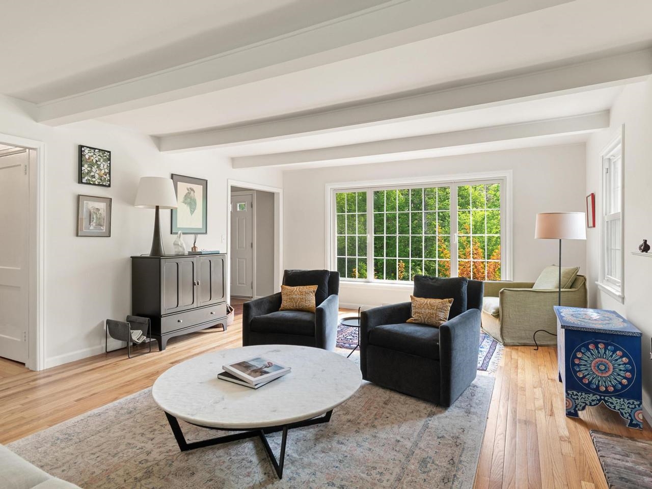 546 Spear Street photo 3