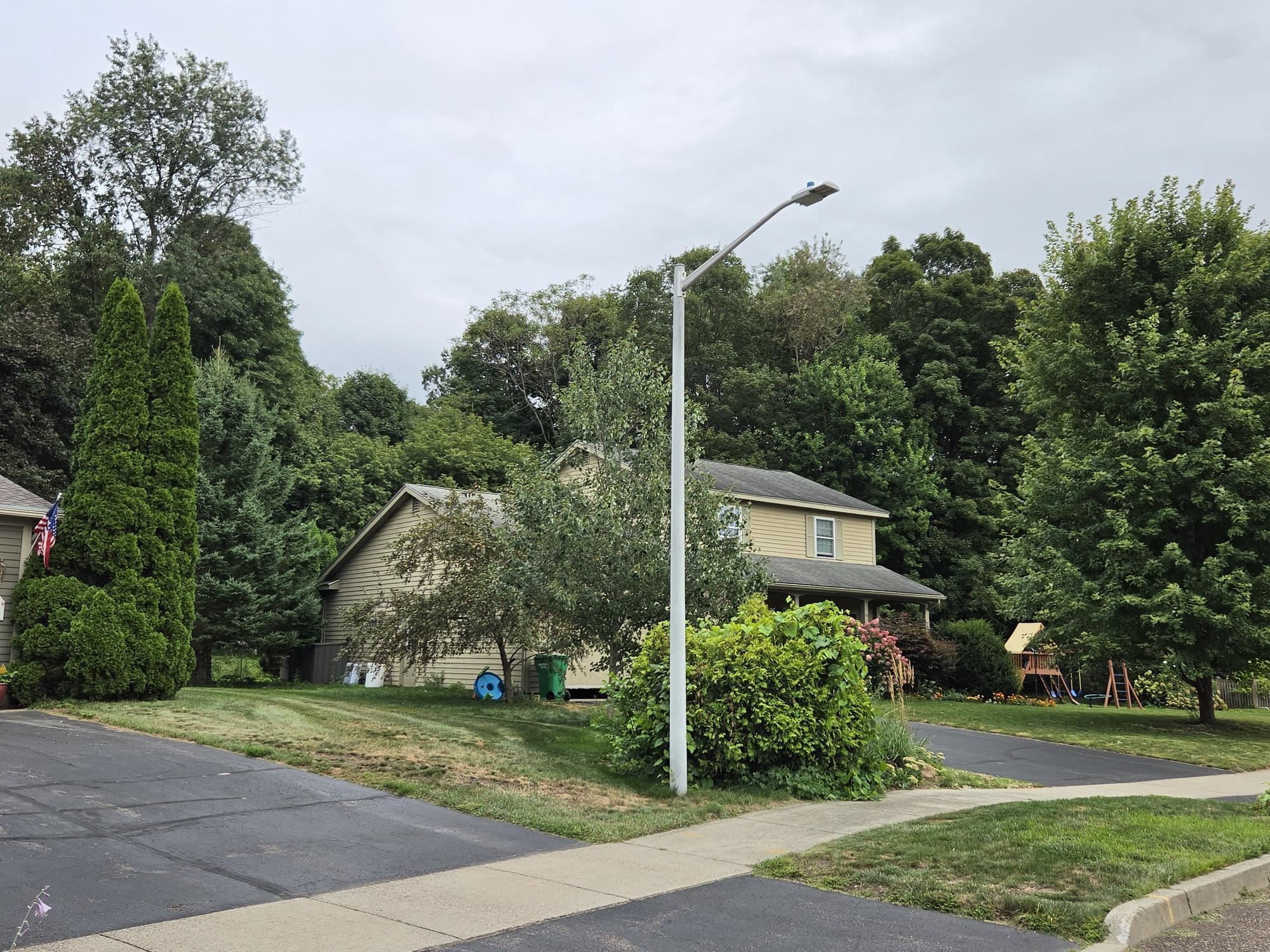61 Giffin Court photo 36