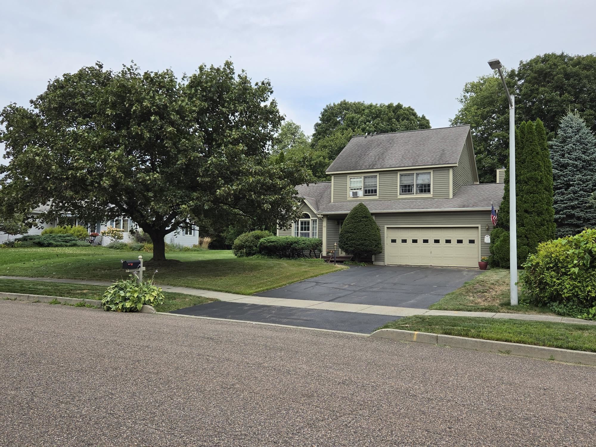 61 Giffin Court photo 39