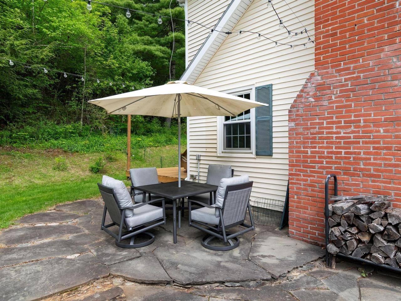 546 Spear Street photo 44