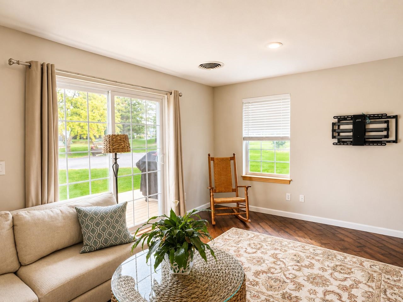 76 Seth Circle photo 12