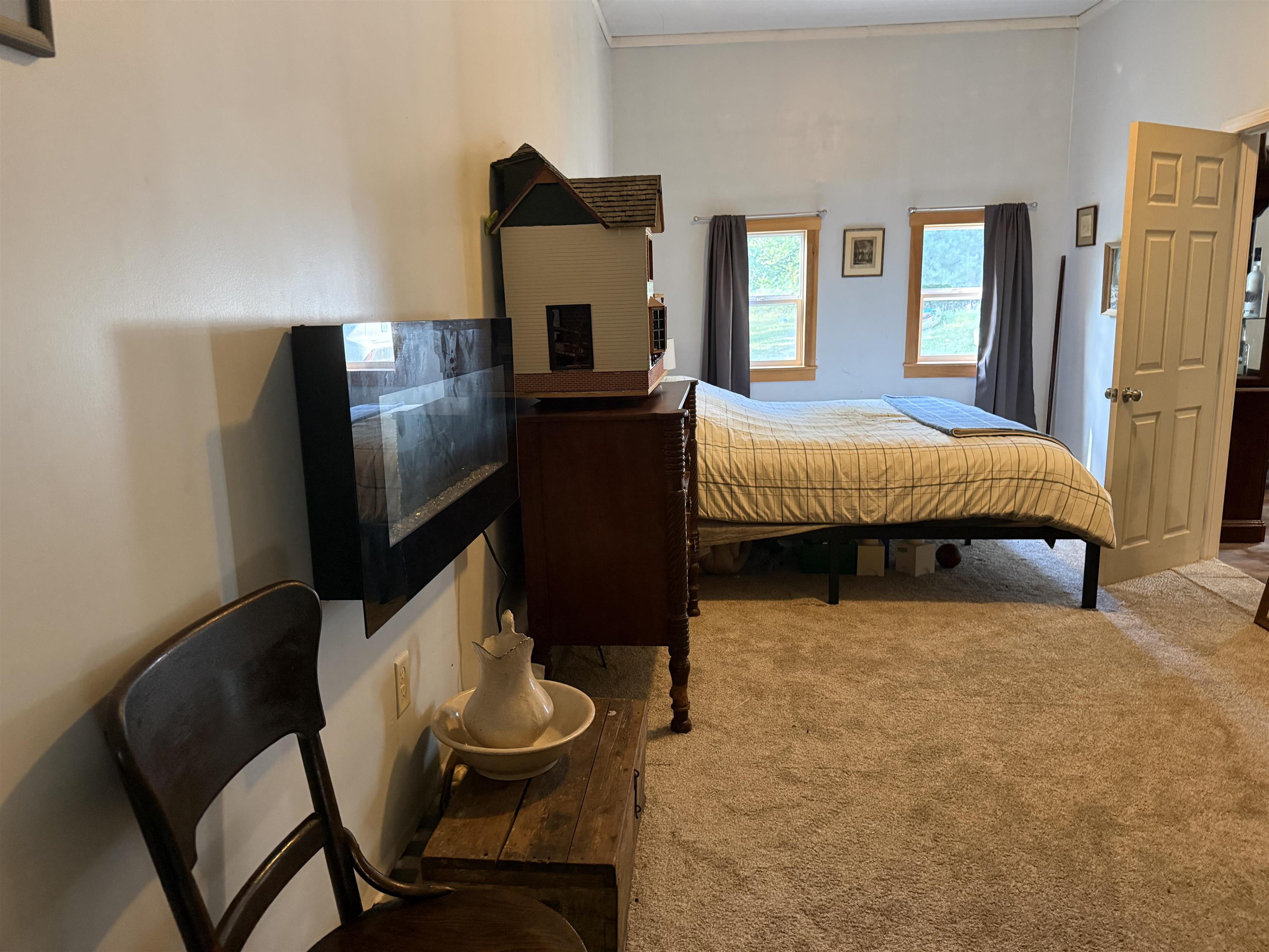 1479 East Road photo 16