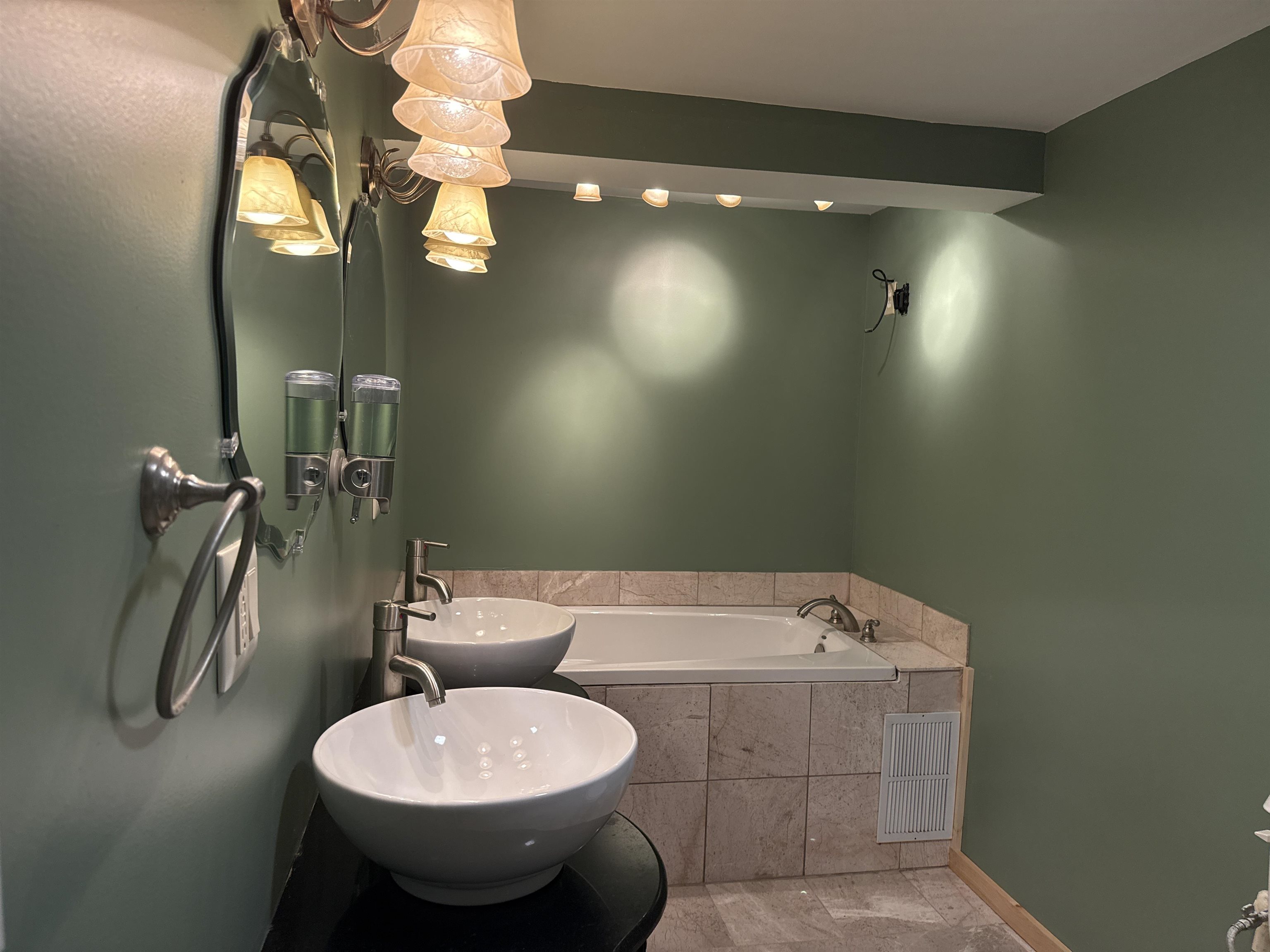 1479 East Road photo 19
