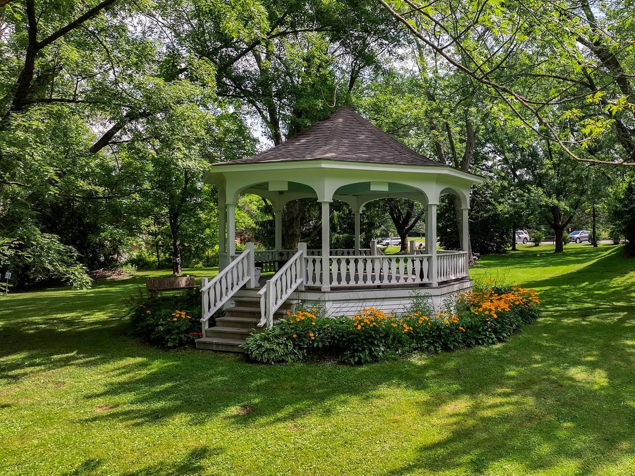 76 Seth Circle photo 30