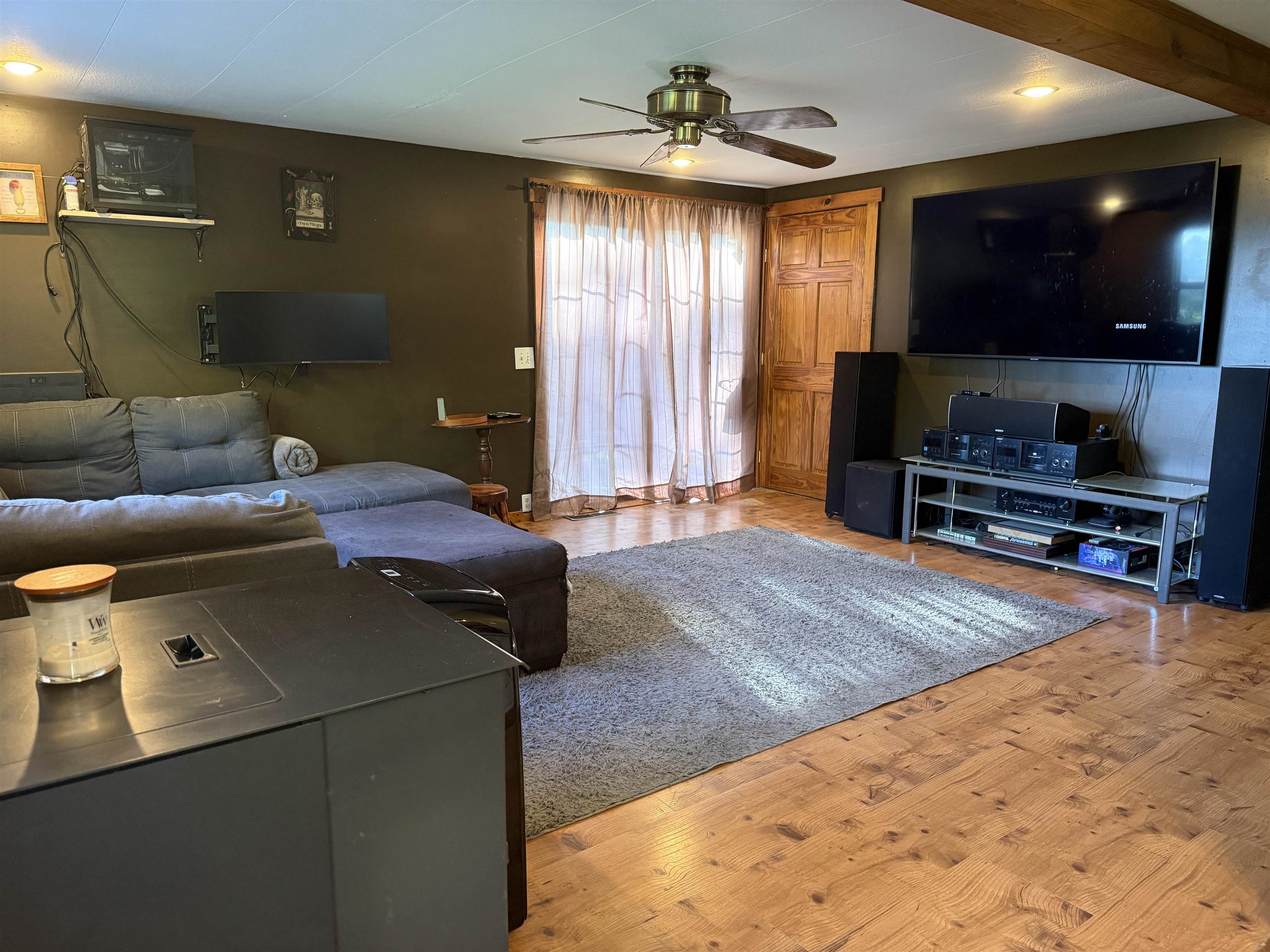 1479 East Road photo 8
