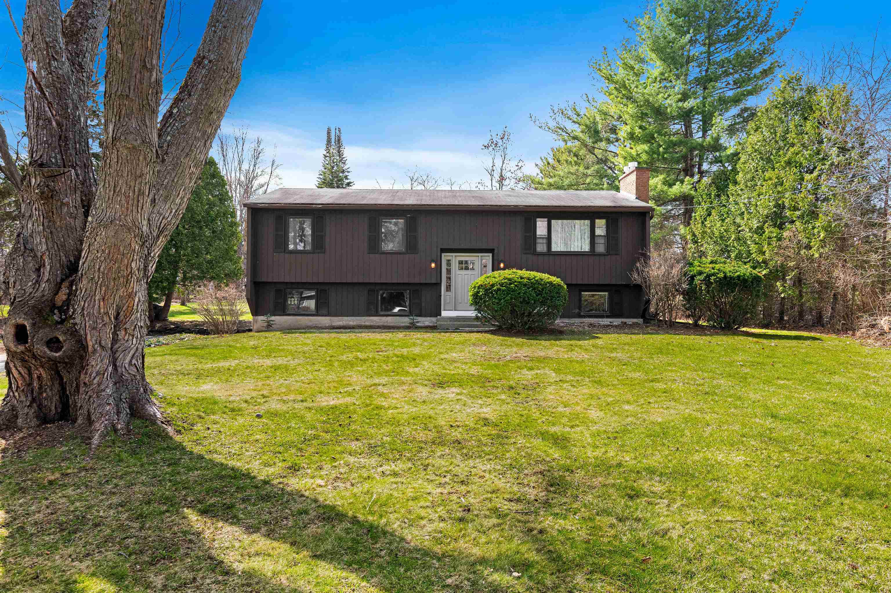 near 122 Redrock Drive Burlington, VT 05401 Property 3