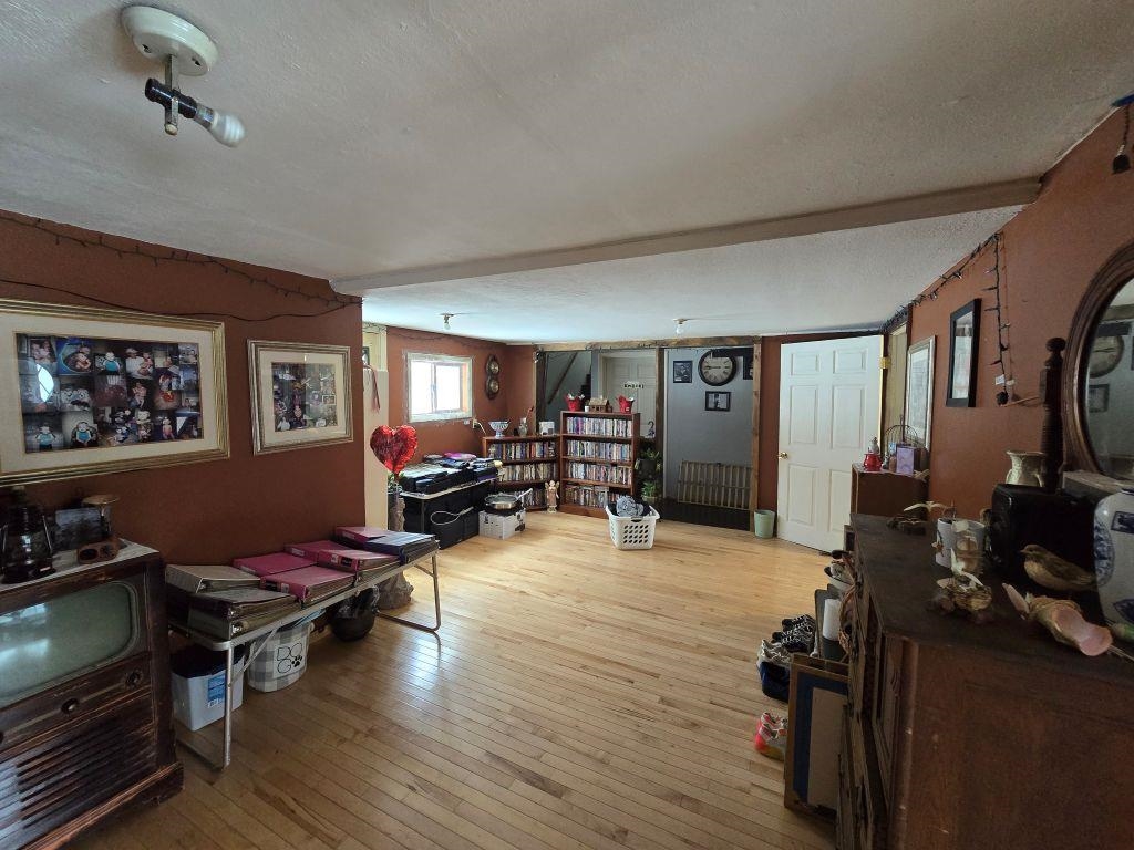 2100 Baltimore Road photo 10