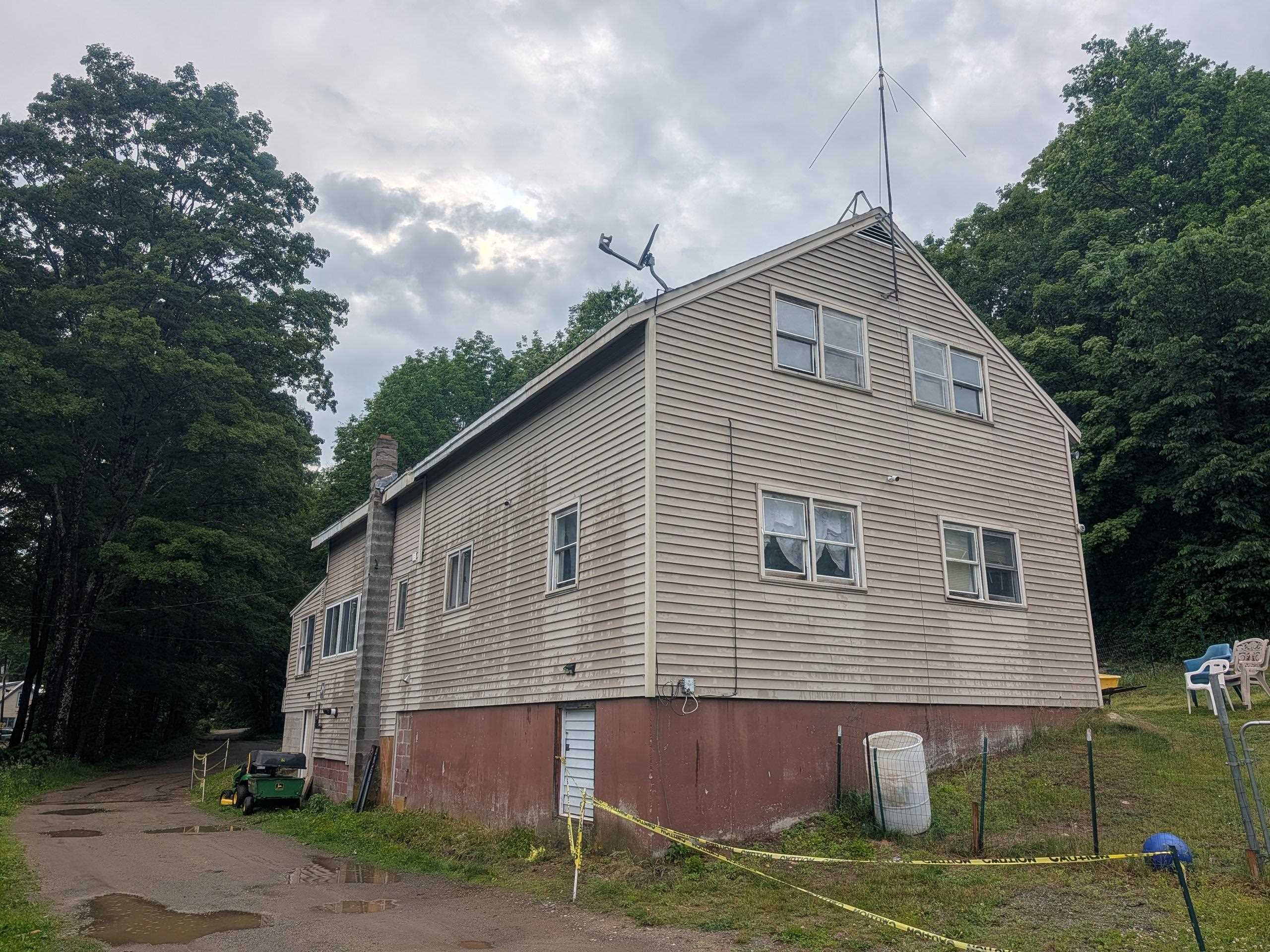 2100 Baltimore Road photo 2