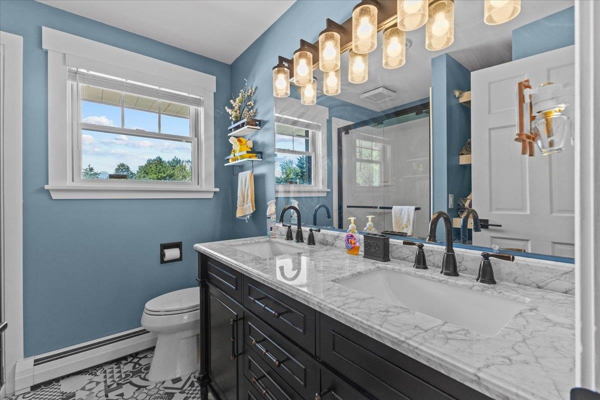 898 Gonyeau Road photo 22