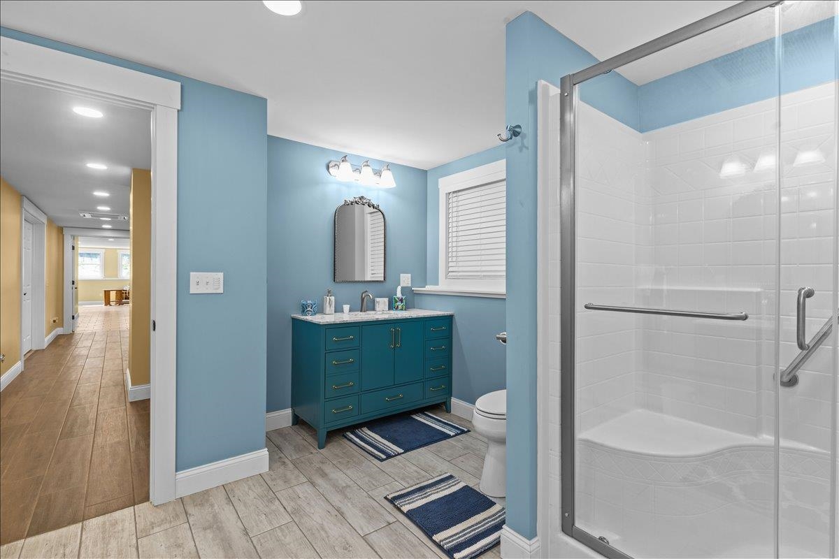 898 Gonyeau Road photo 33
