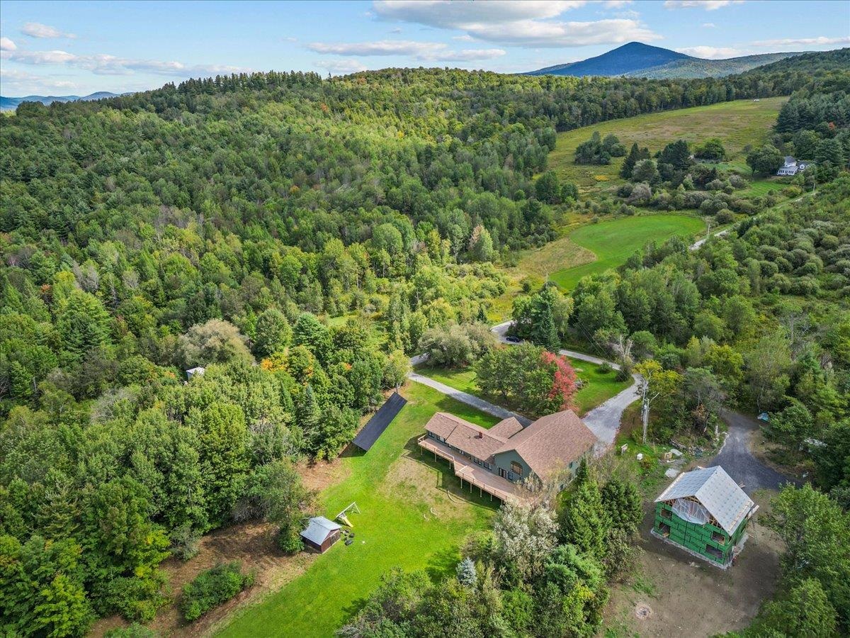 898 Gonyeau Road photo 35