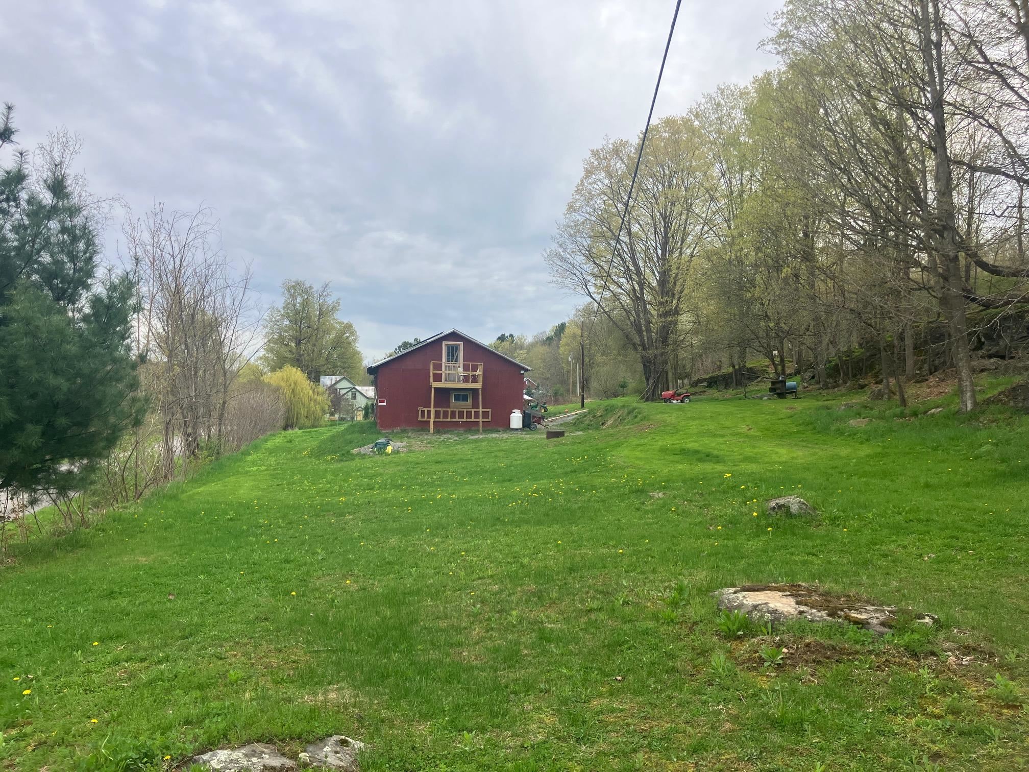 305 Richard Road photo 11