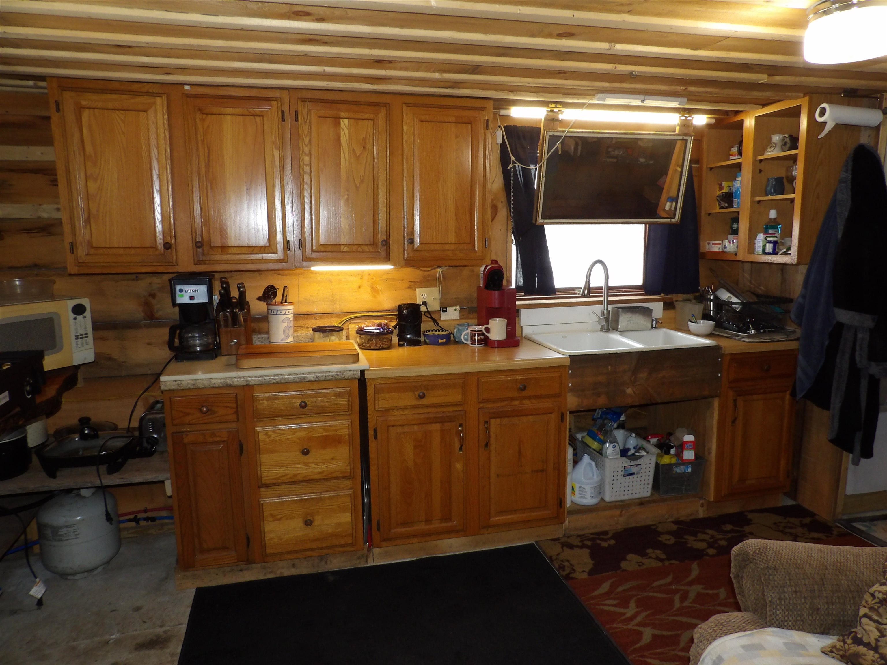 305 Richard Road photo 17