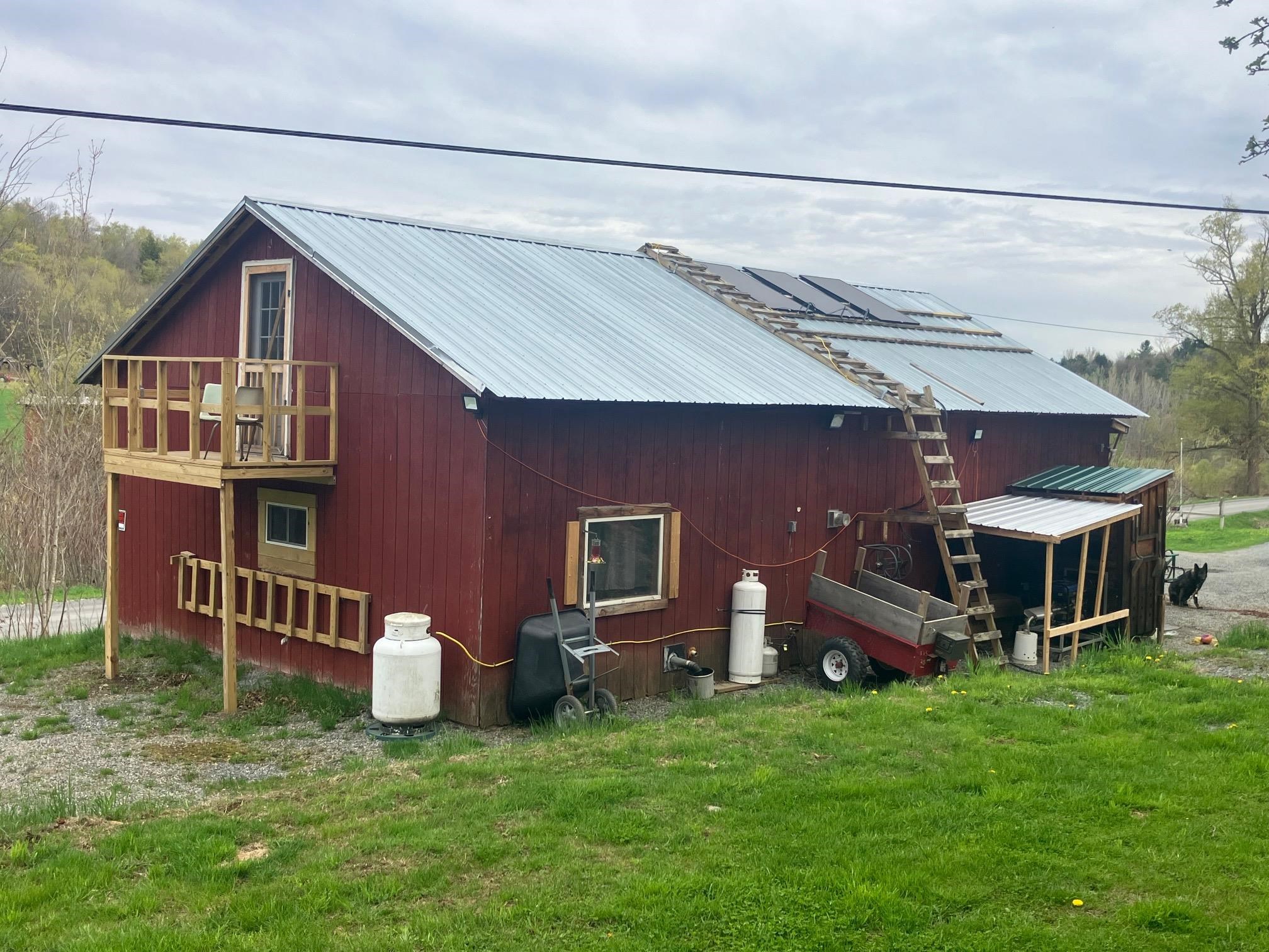 305 Richard Road photo 2