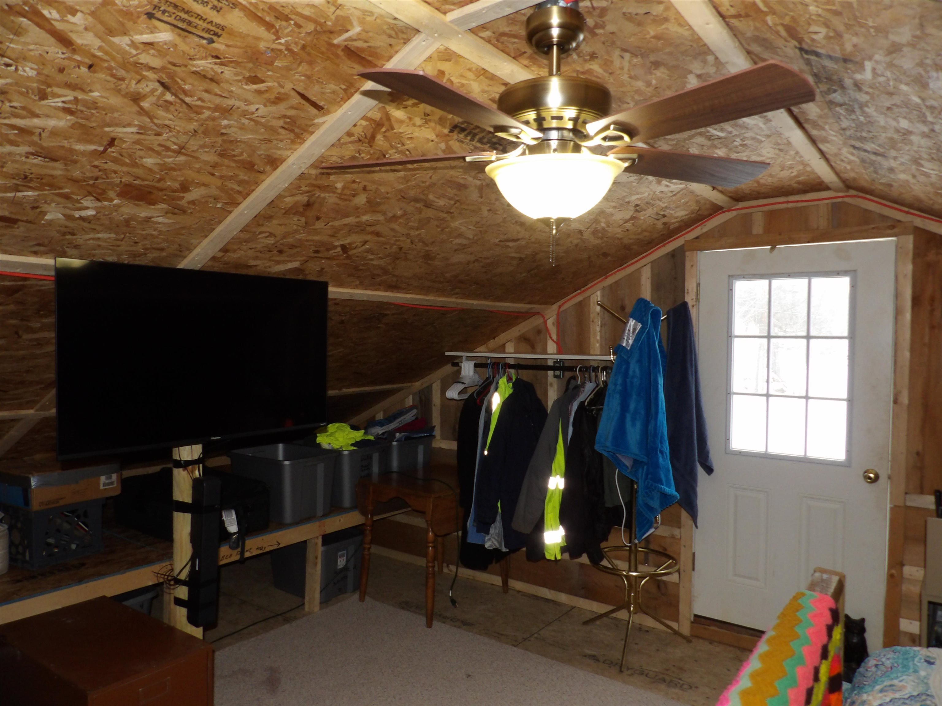 305 Richard Road photo 24