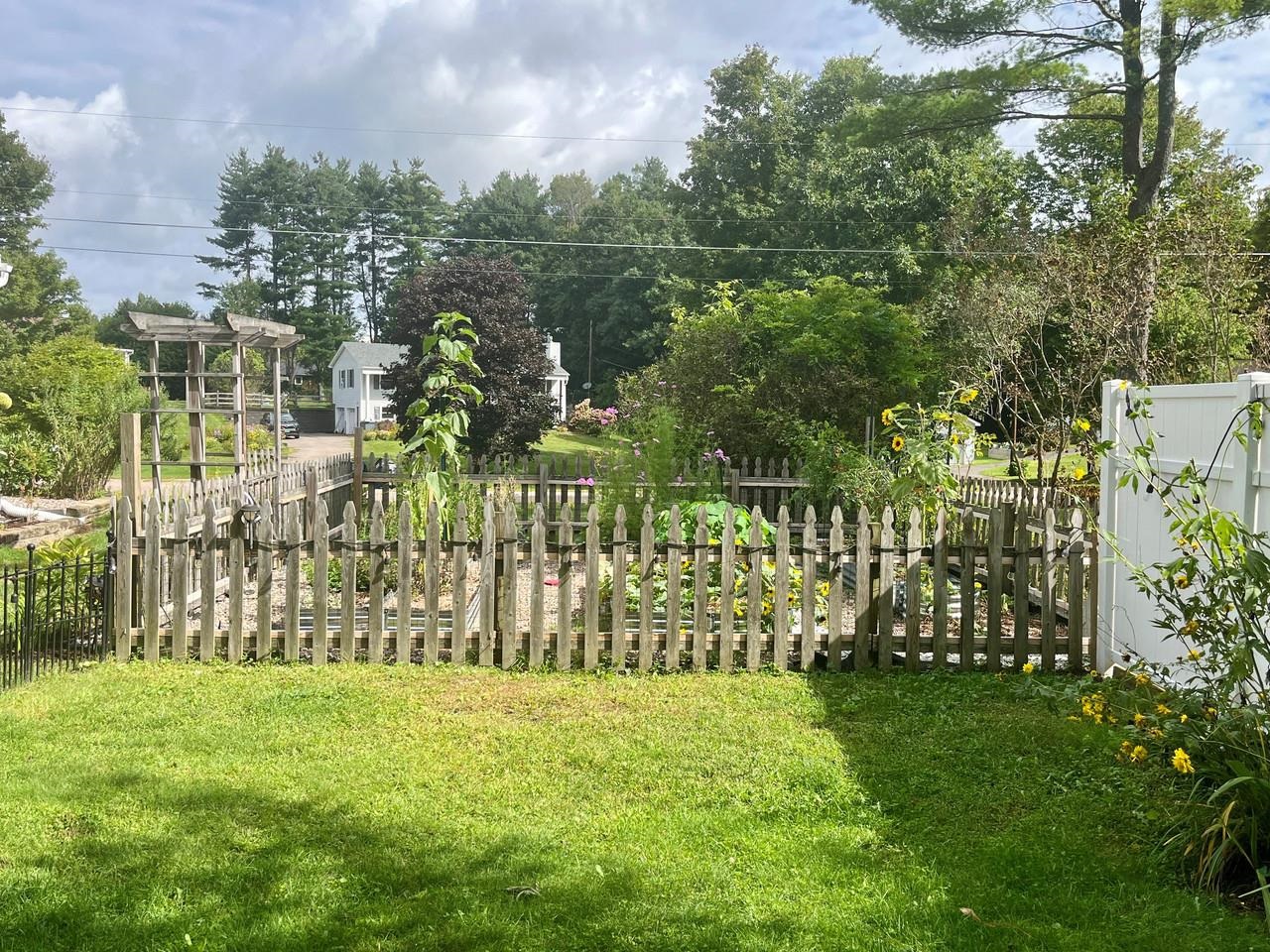 13 Pinehurst Drive photo 44