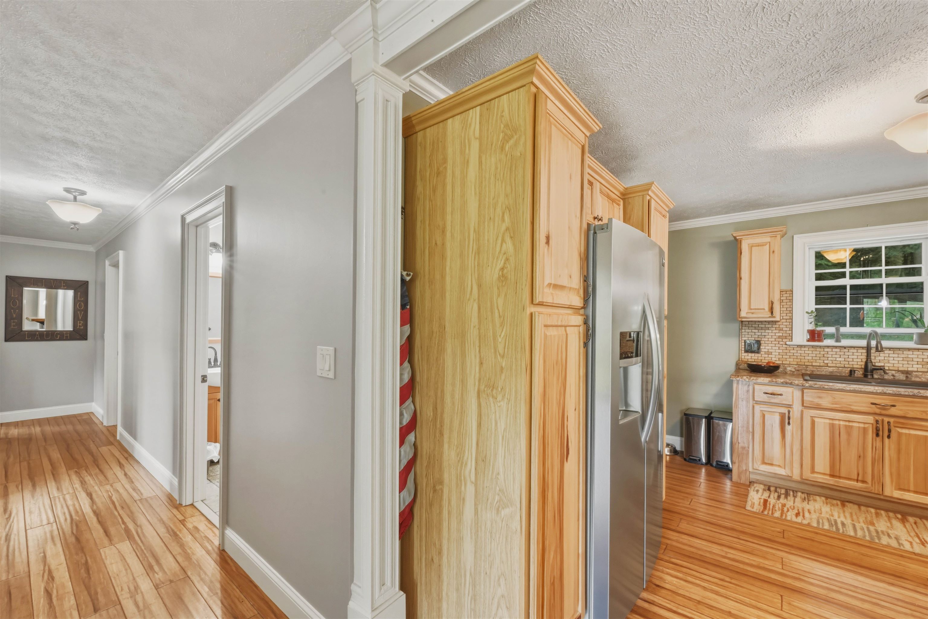 1190 Huntington Road photo 12