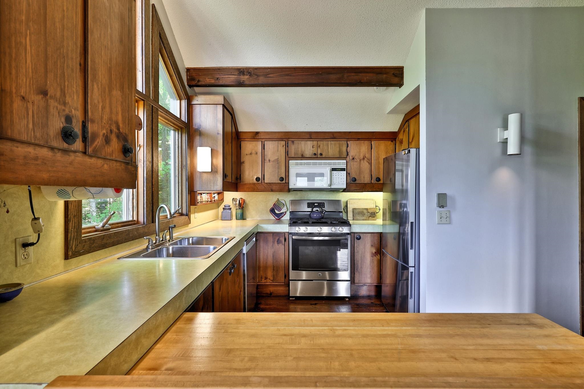 152 Great Hawk Road photo 14