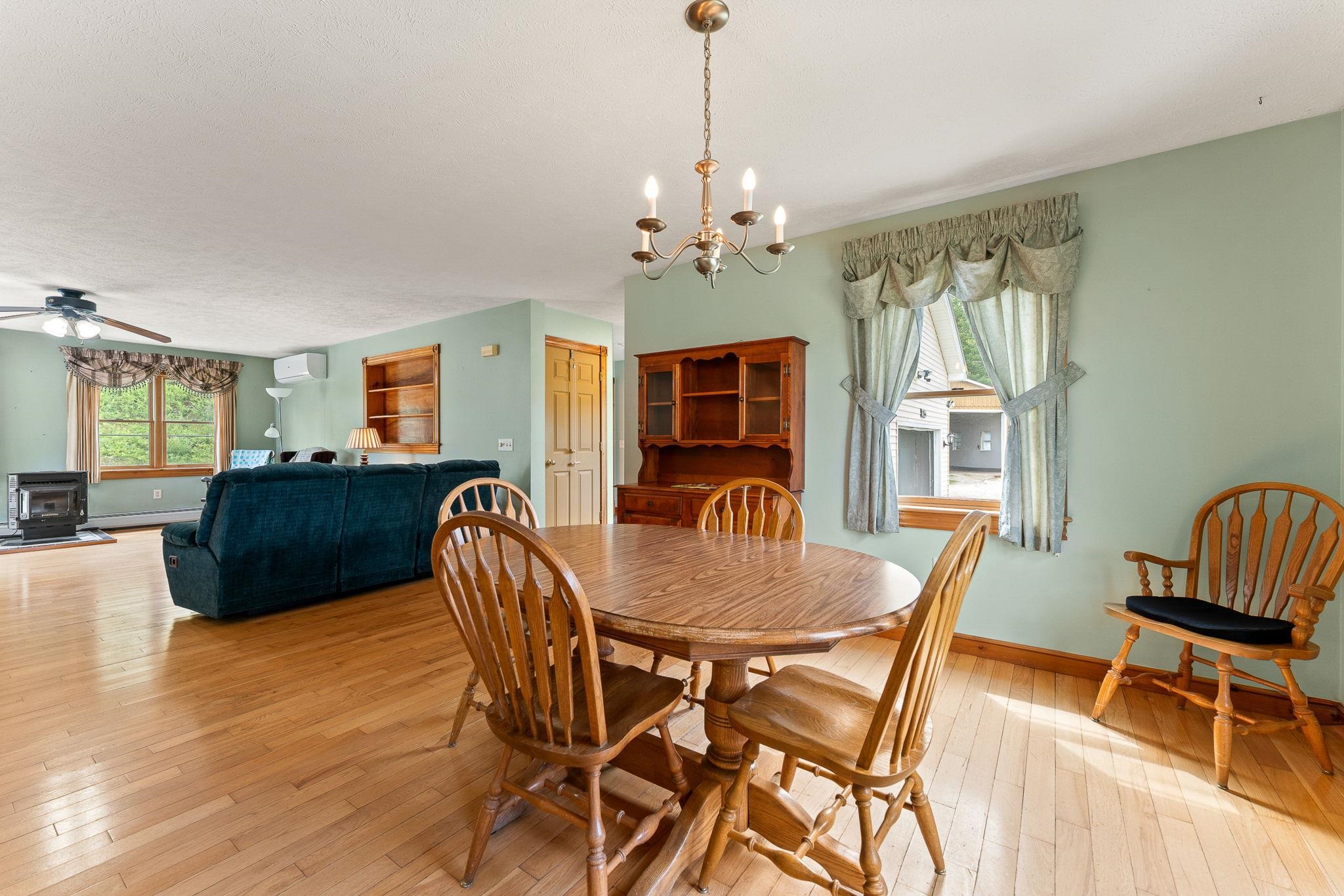 76 Paradee Road photo 16