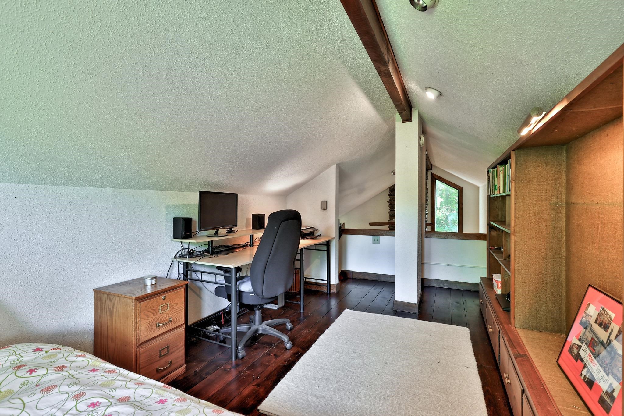 152 Great Hawk Road photo 18