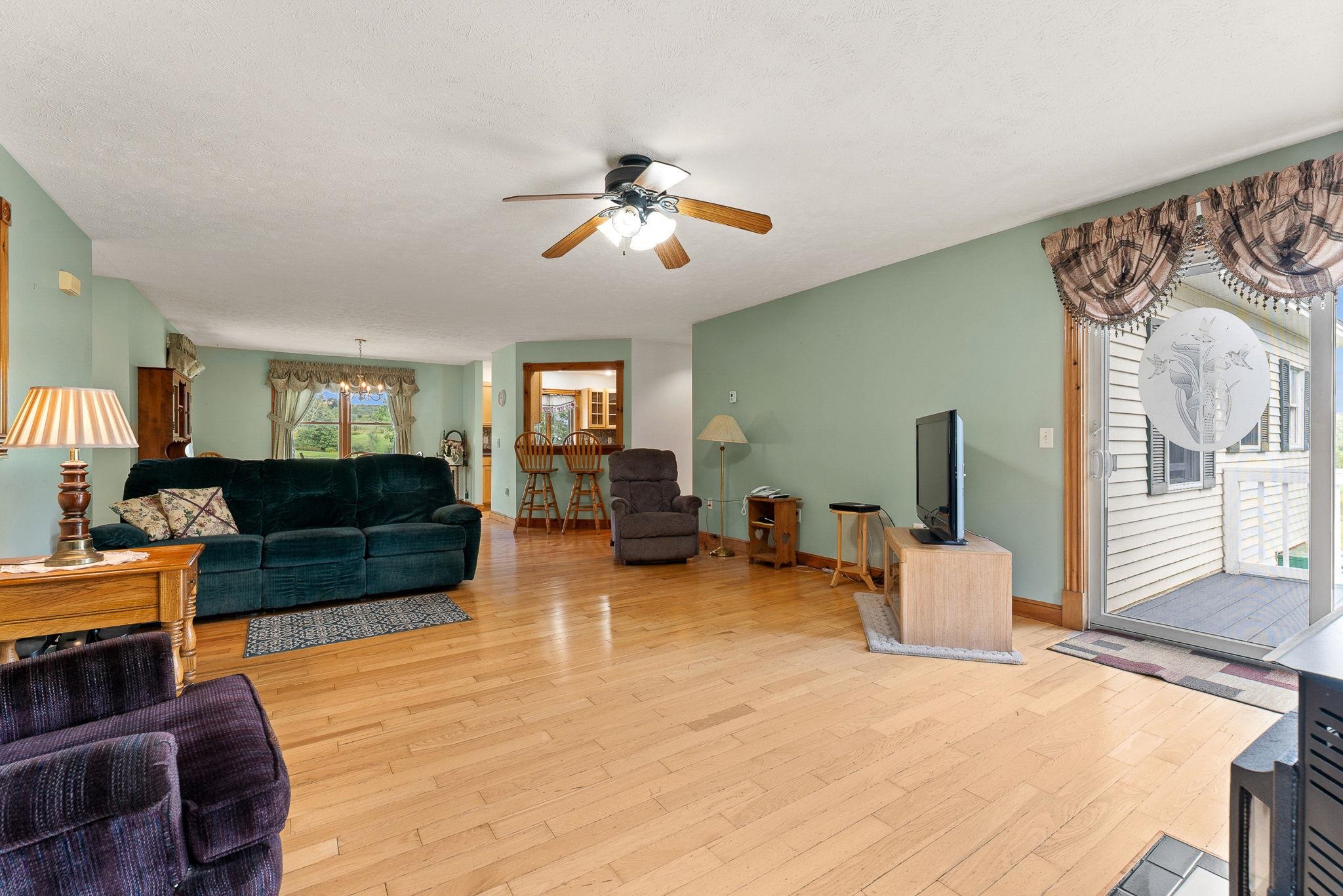 76 Paradee Road photo 20