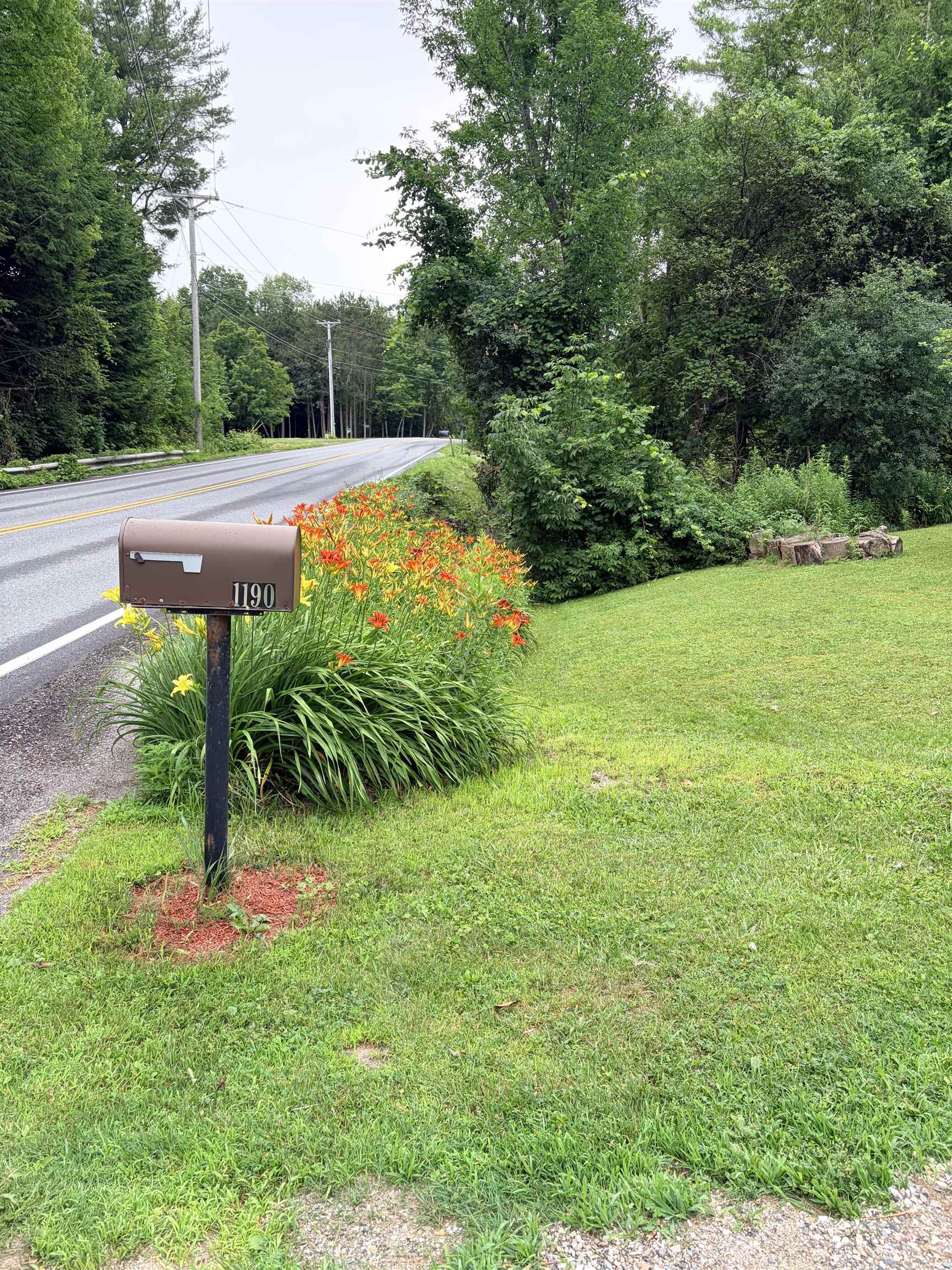 1190 Huntington Road photo 32