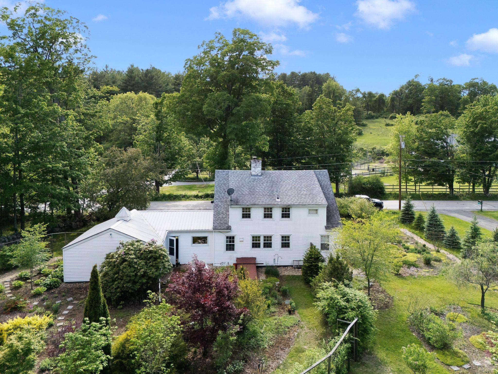 1137 Upper Dummerston Road photo 36