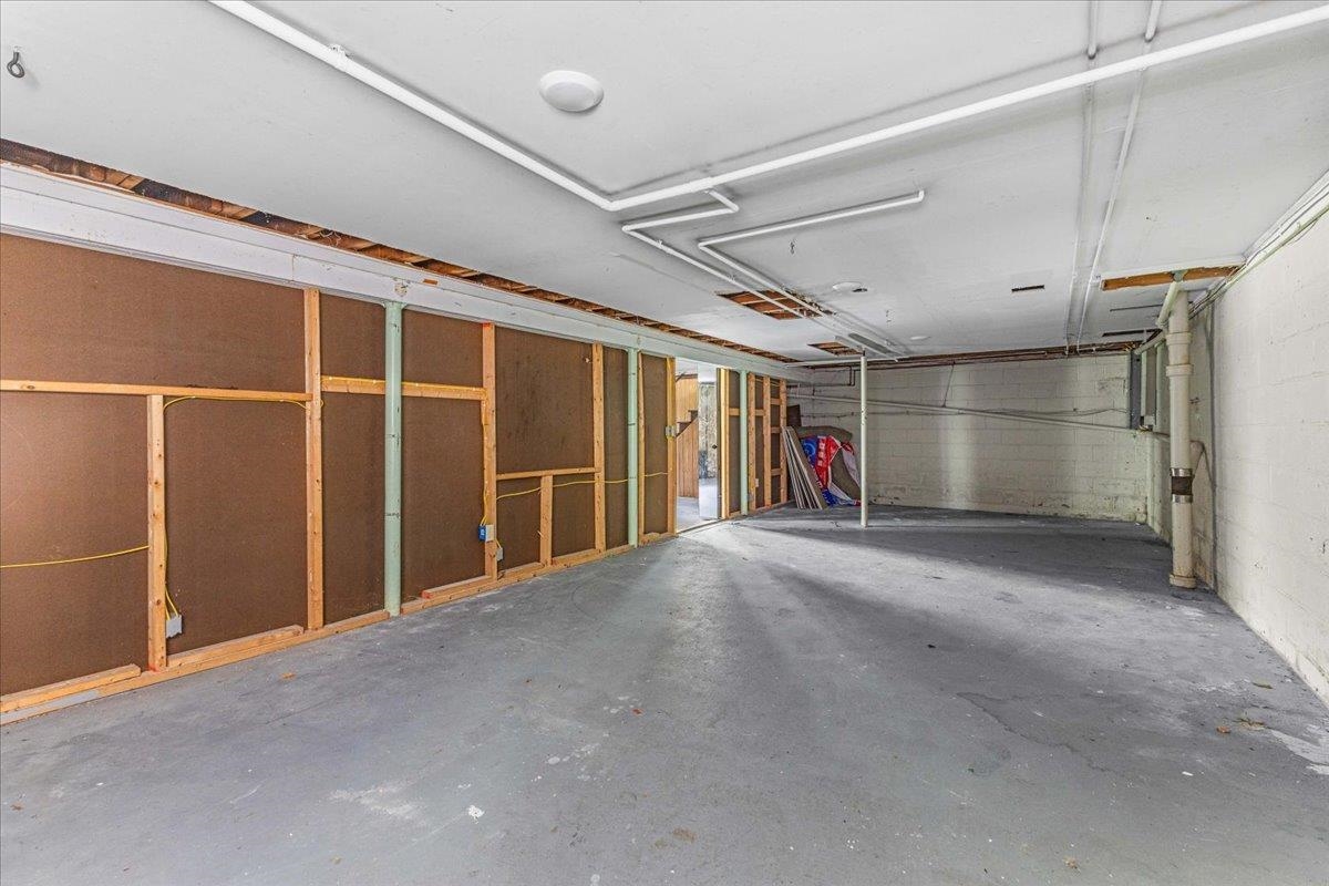 184 Prospect Parkway photo 36