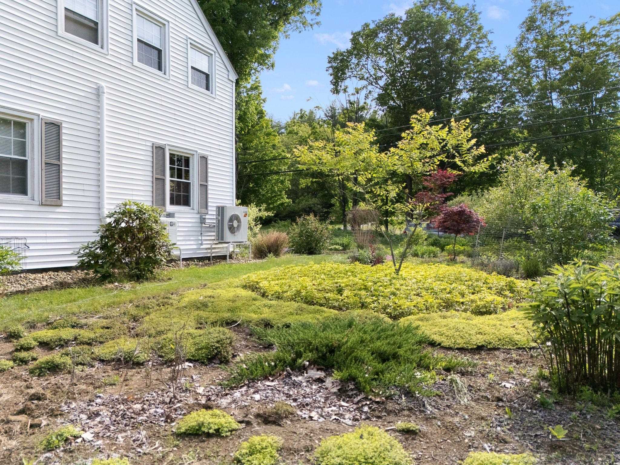1137 Upper Dummerston Road photo 39